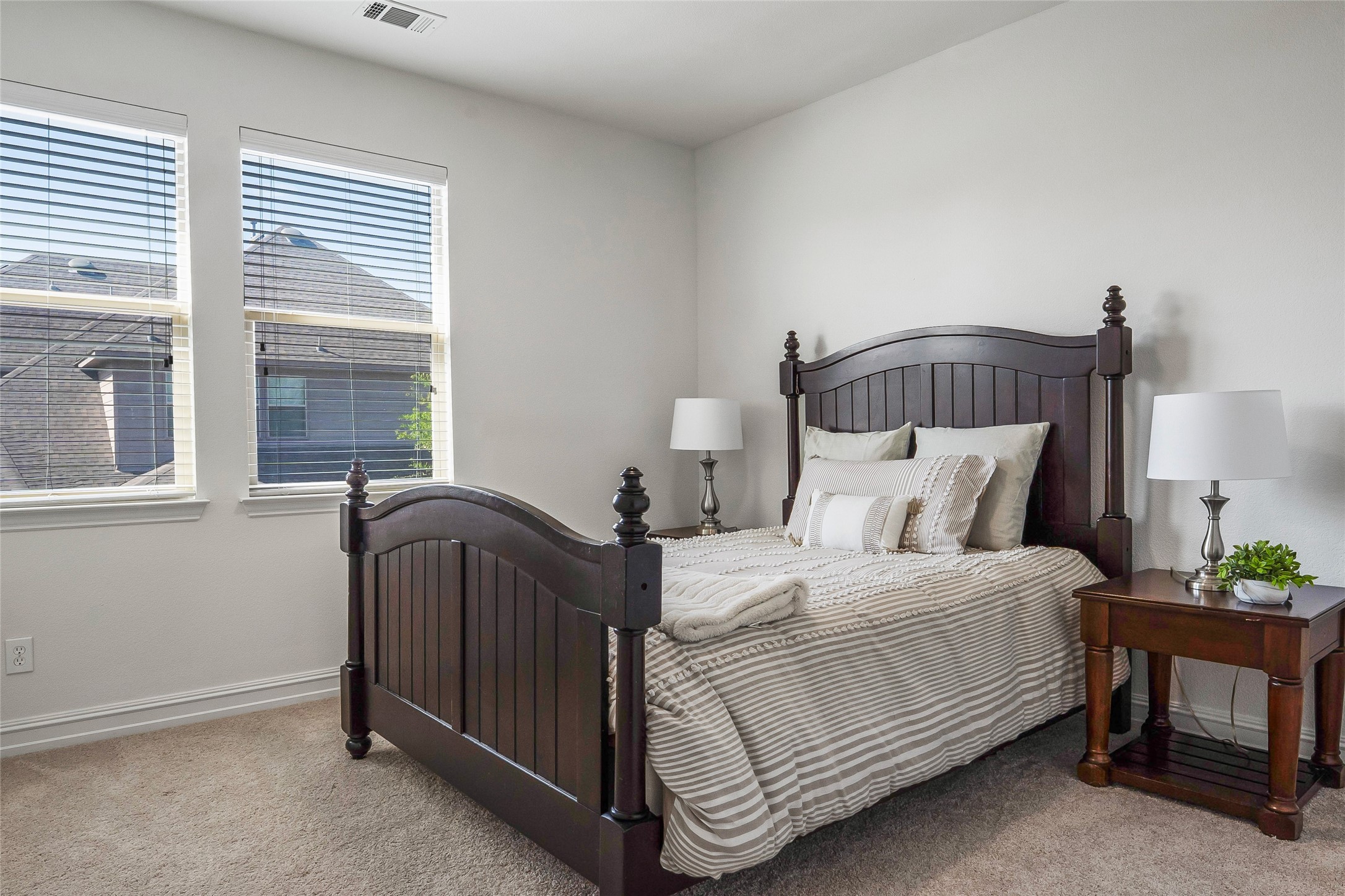 2542 Morgan Lane
