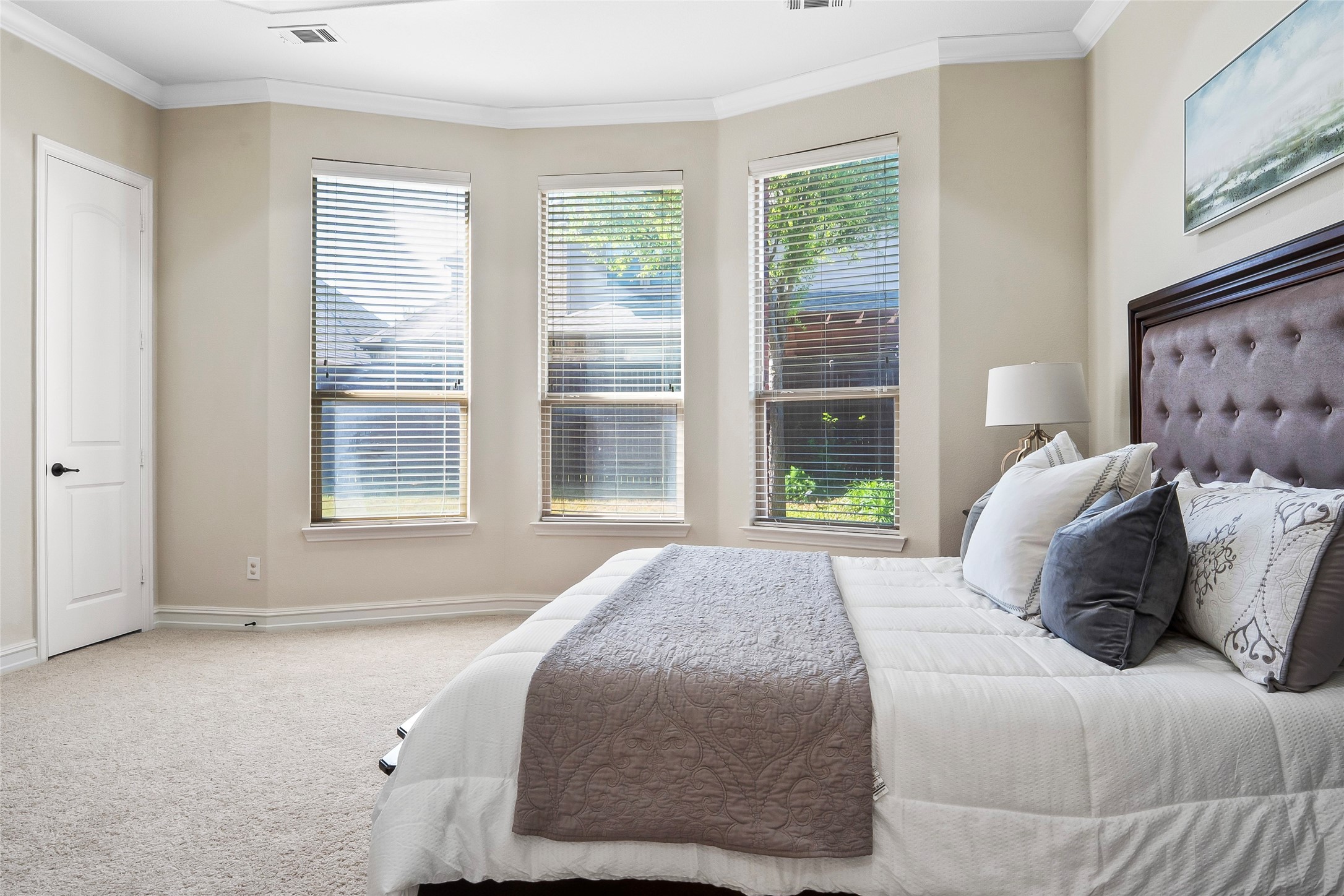 2542 Morgan Lane