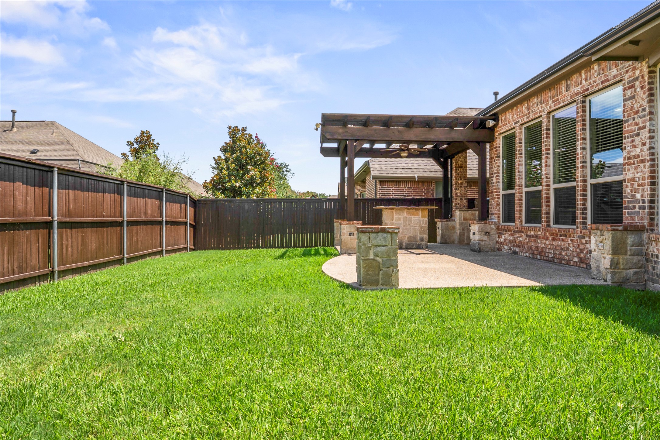 2832 Earl Drive