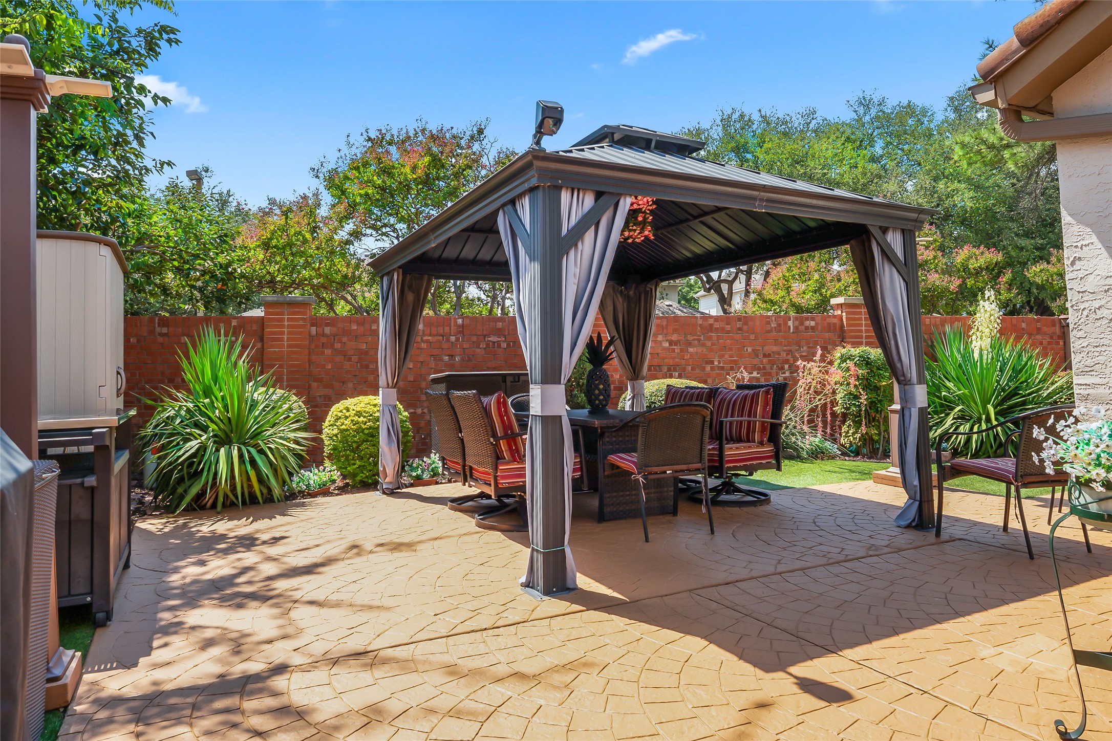 619 Mission Circle