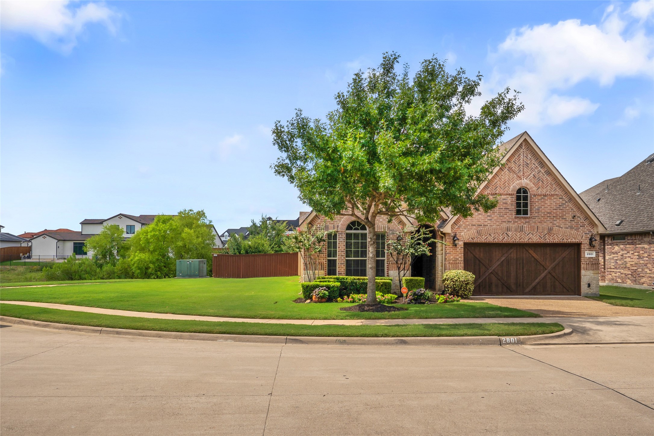 2801 Sherwood Drive