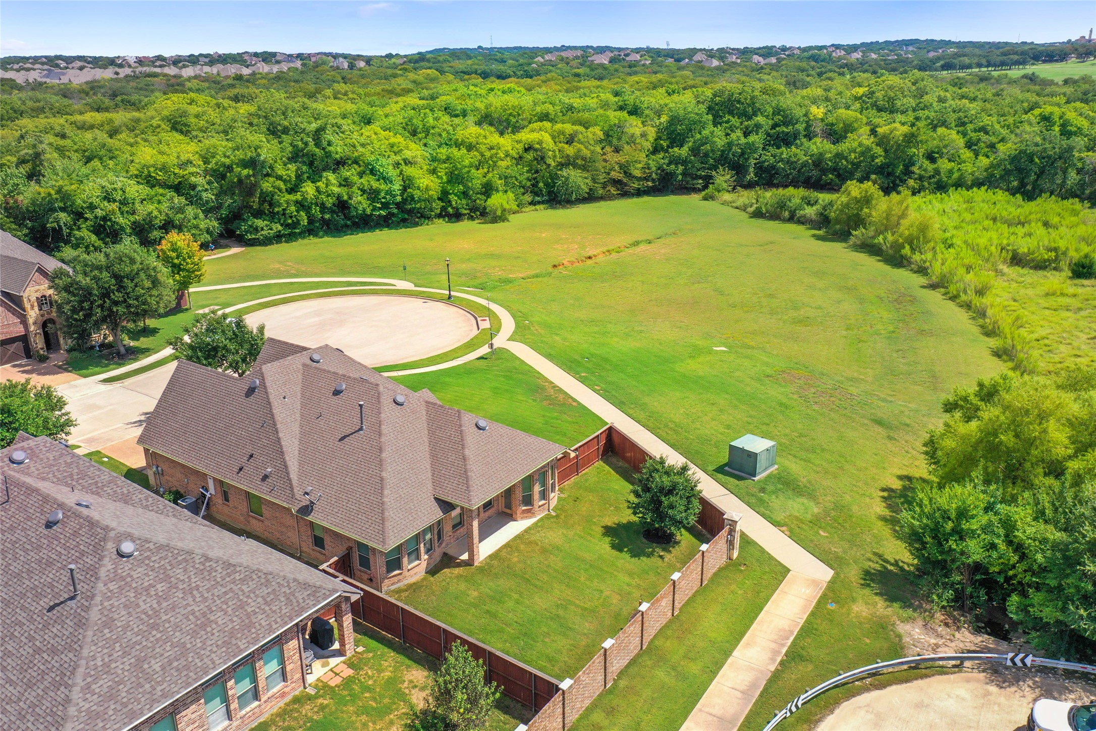 2801 Sherwood Drive