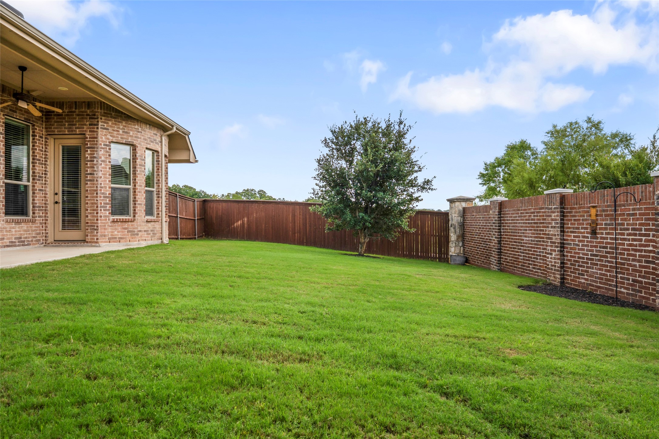 2801 Sherwood Drive