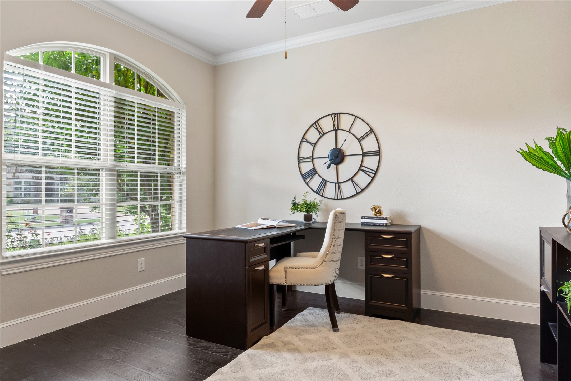 2823 Chatswood Drive