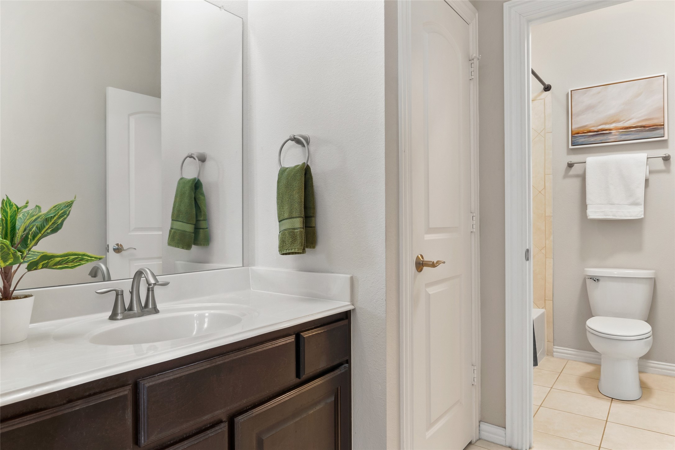 2823 Chatswood Drive