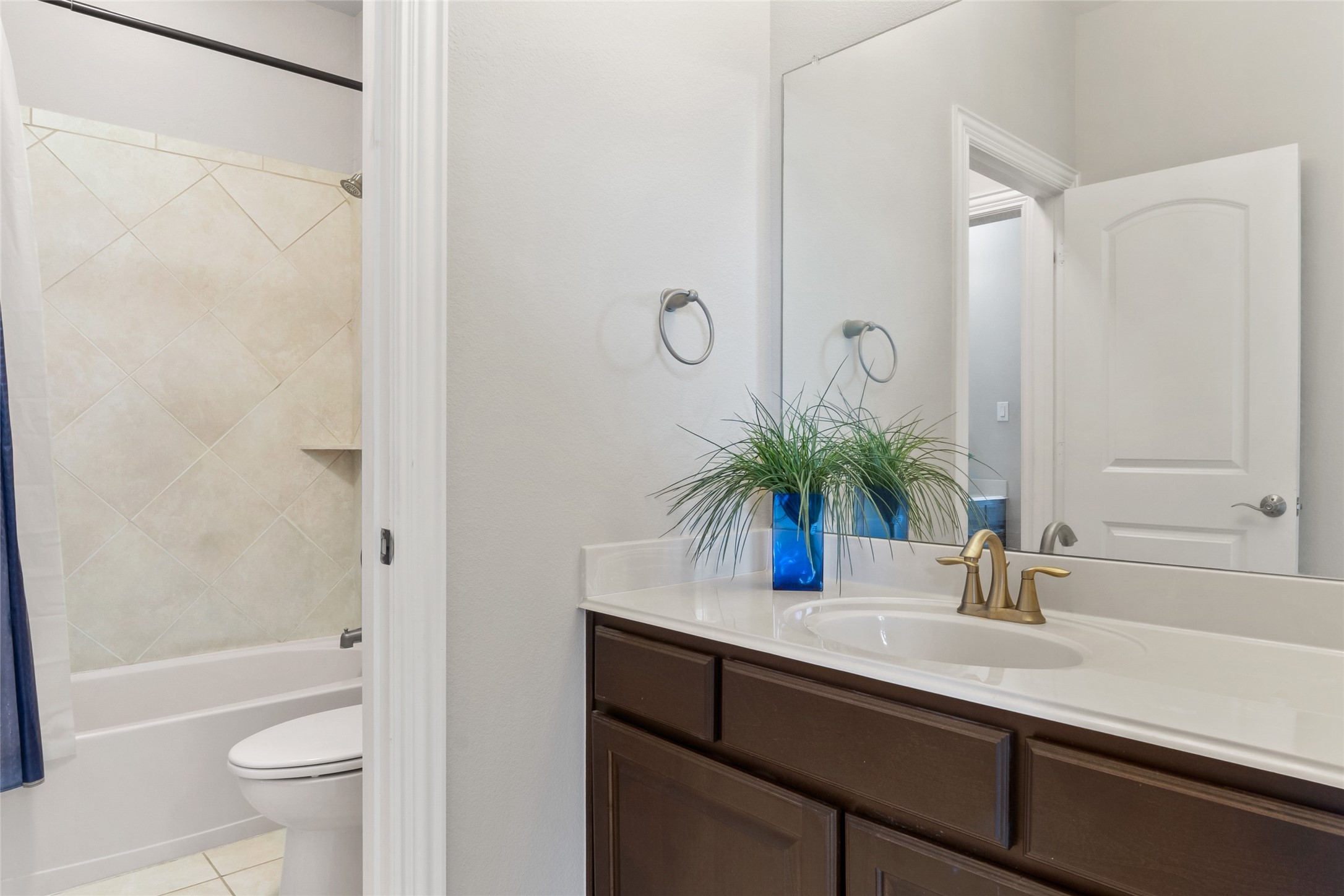 2823 Chatswood Drive