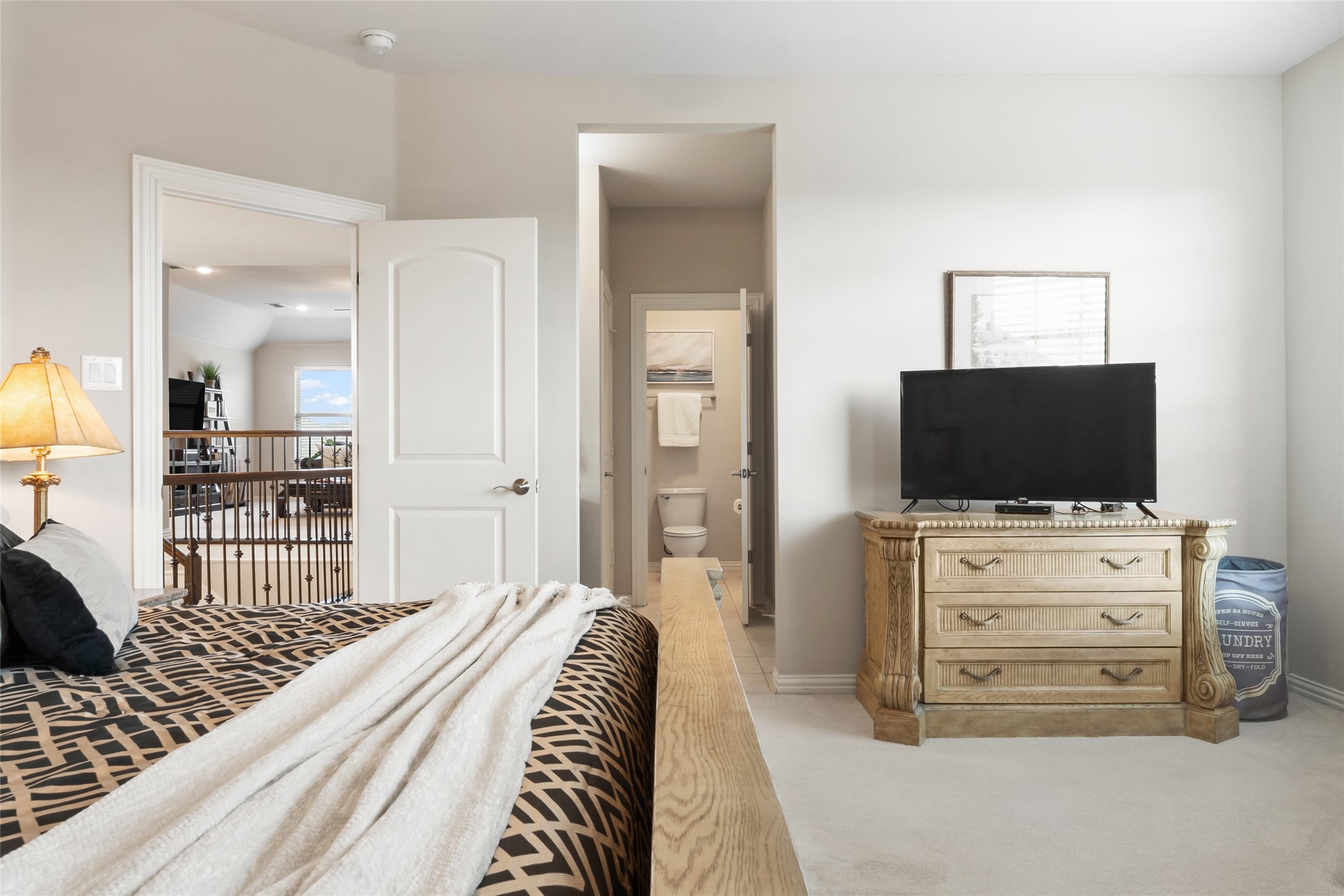 2823 Chatswood Drive