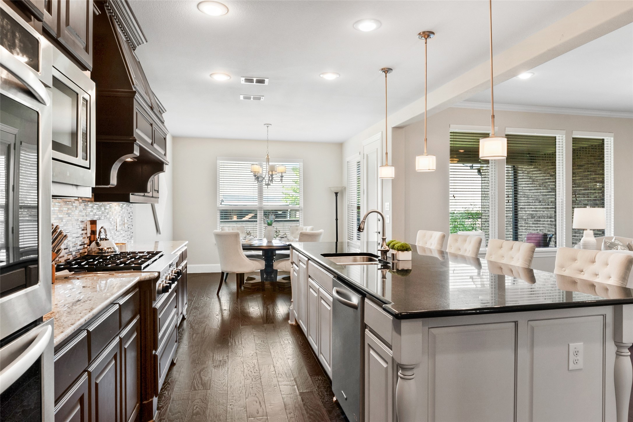 2823 Chatswood Drive