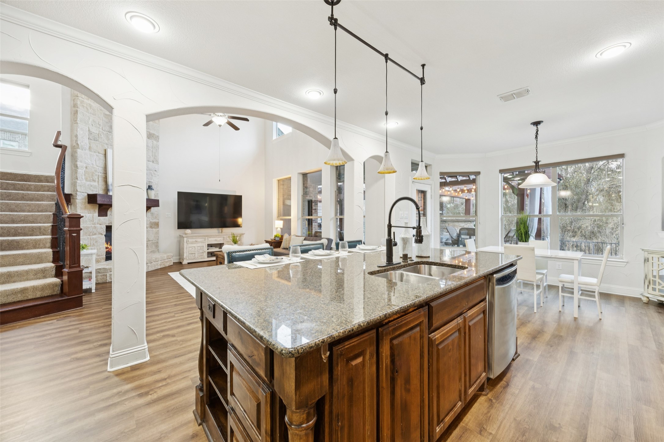 2743 Chatswood Drive