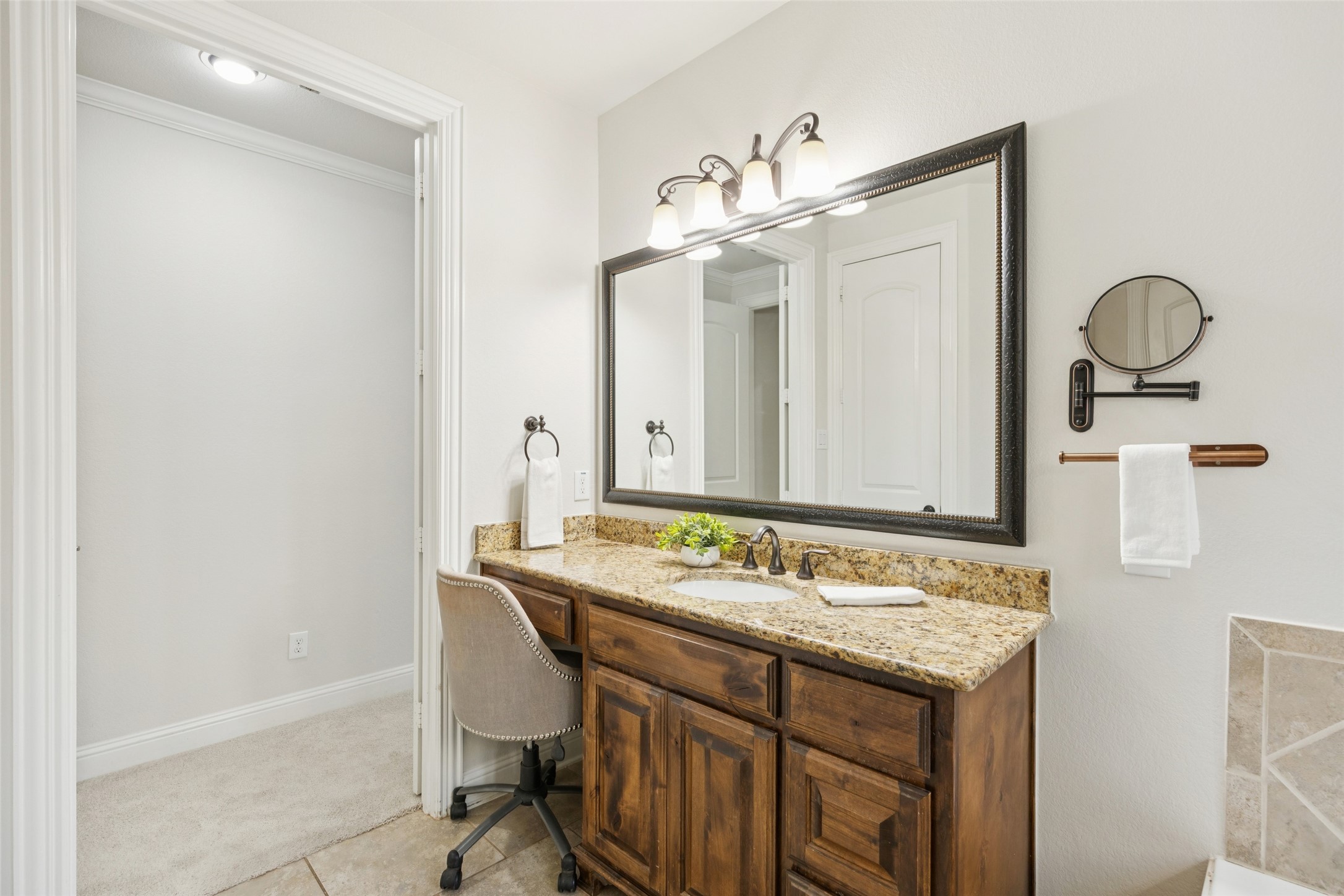 2743 Chatswood Drive