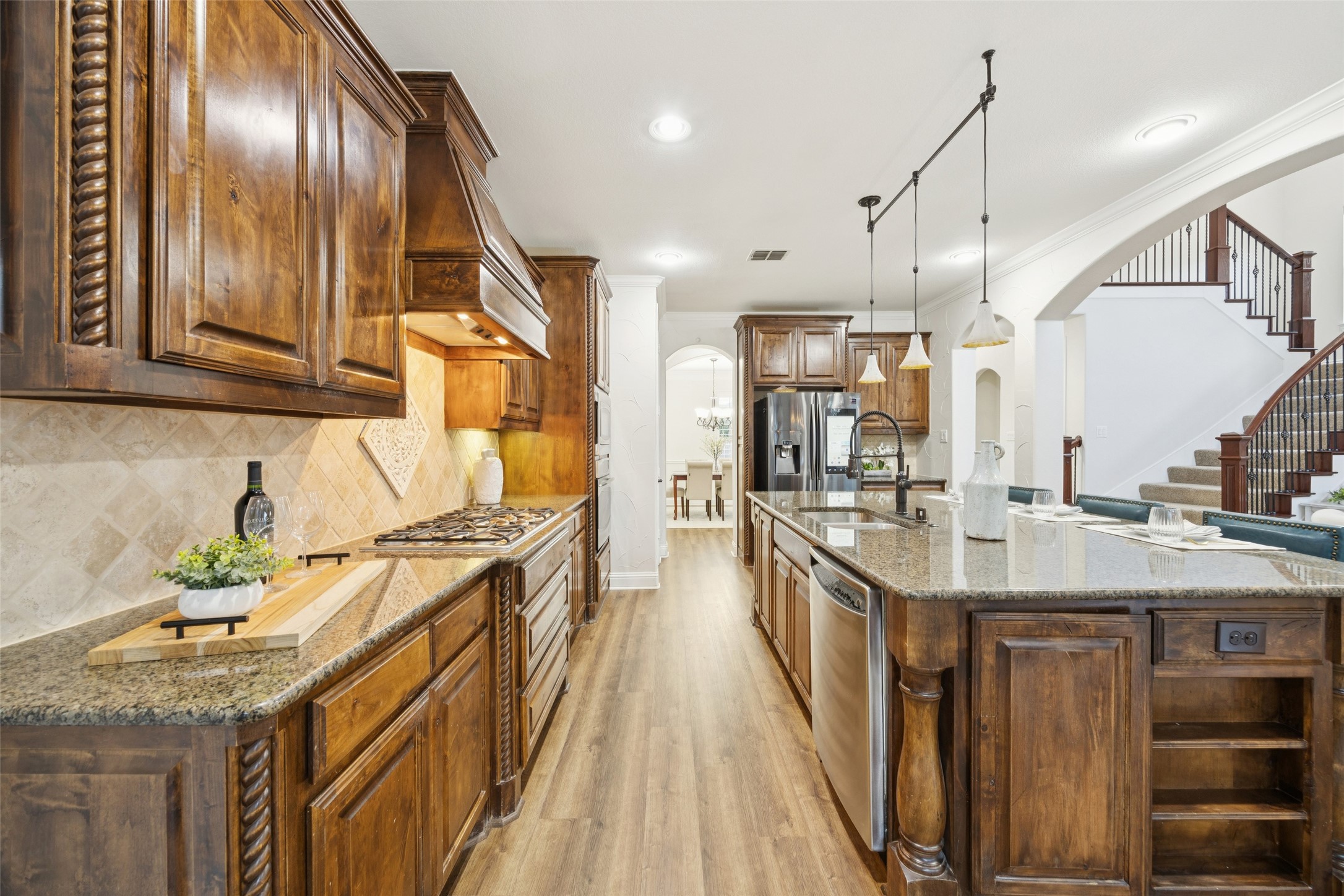 2743 Chatswood Drive