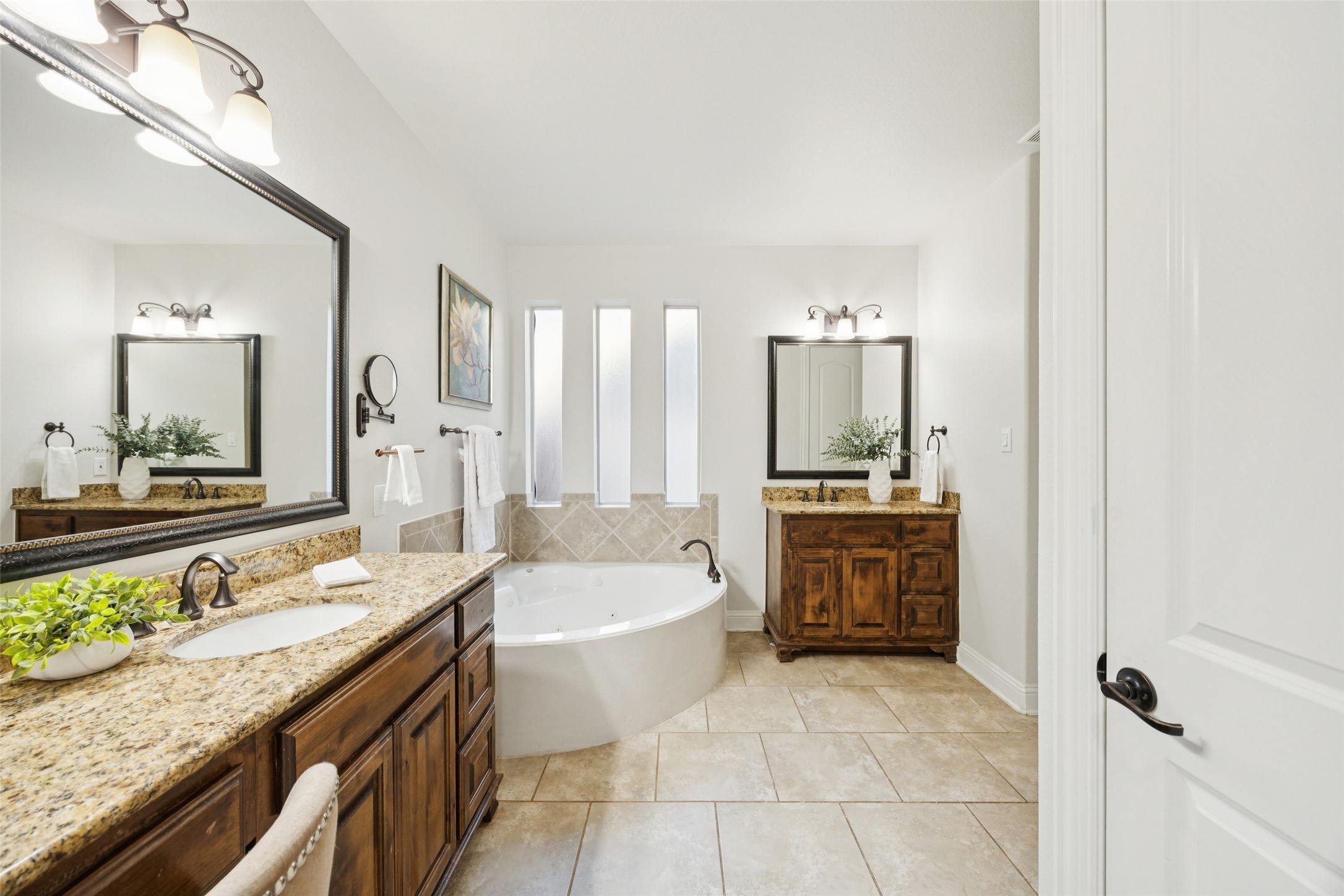 2743 Chatswood Drive