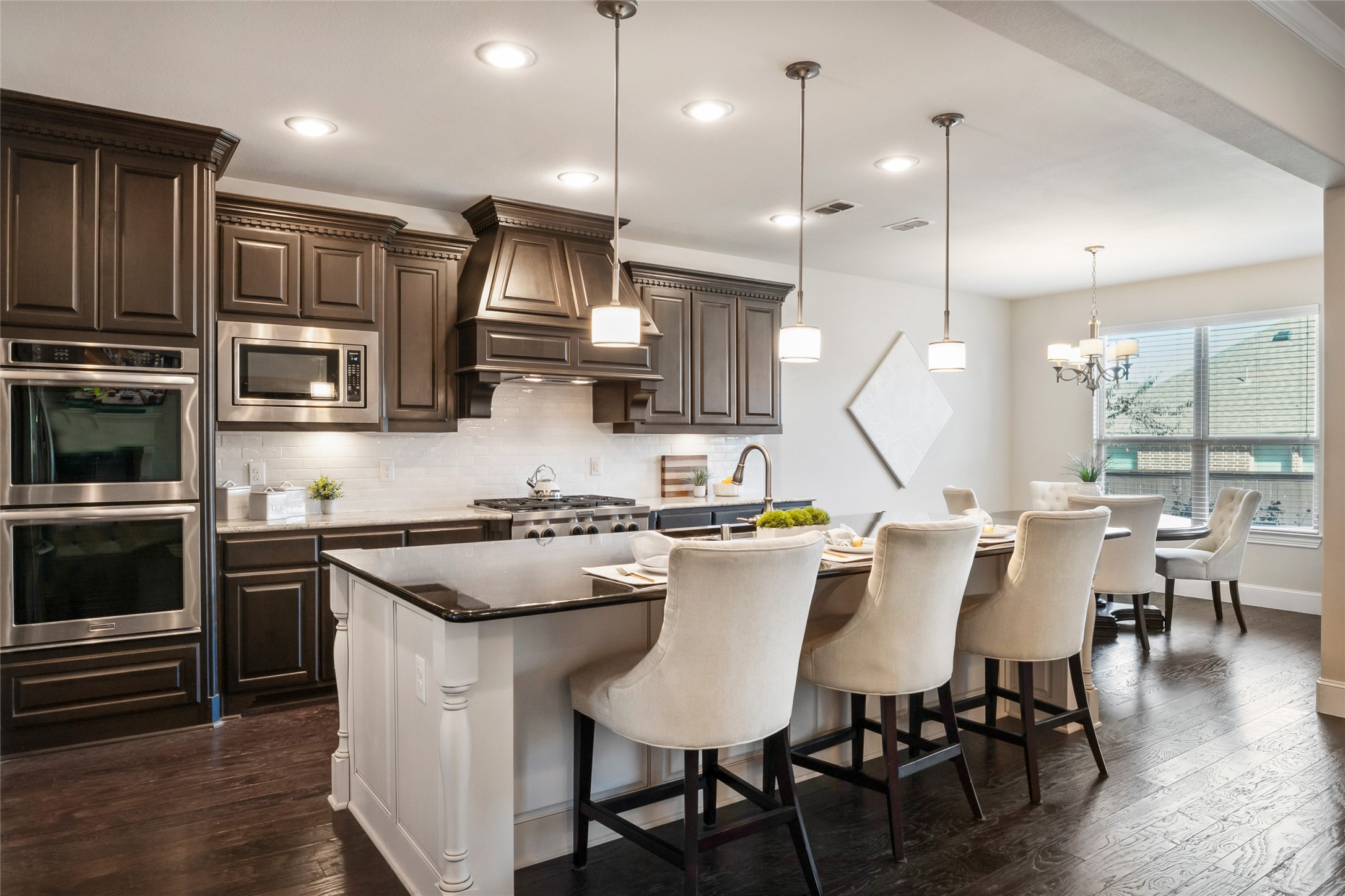 2823 Chatswood Drive