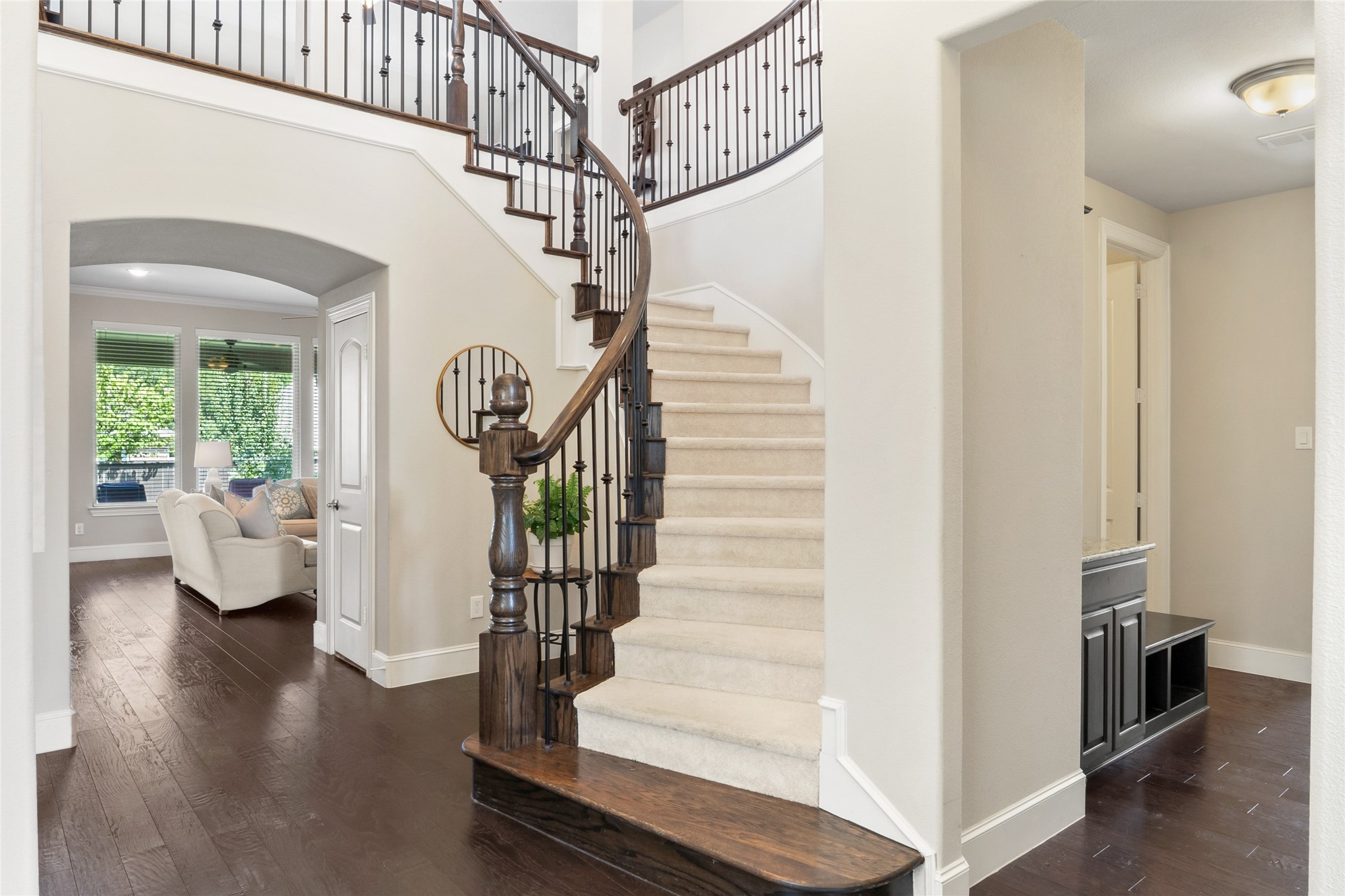 2823 Chatswood Drive