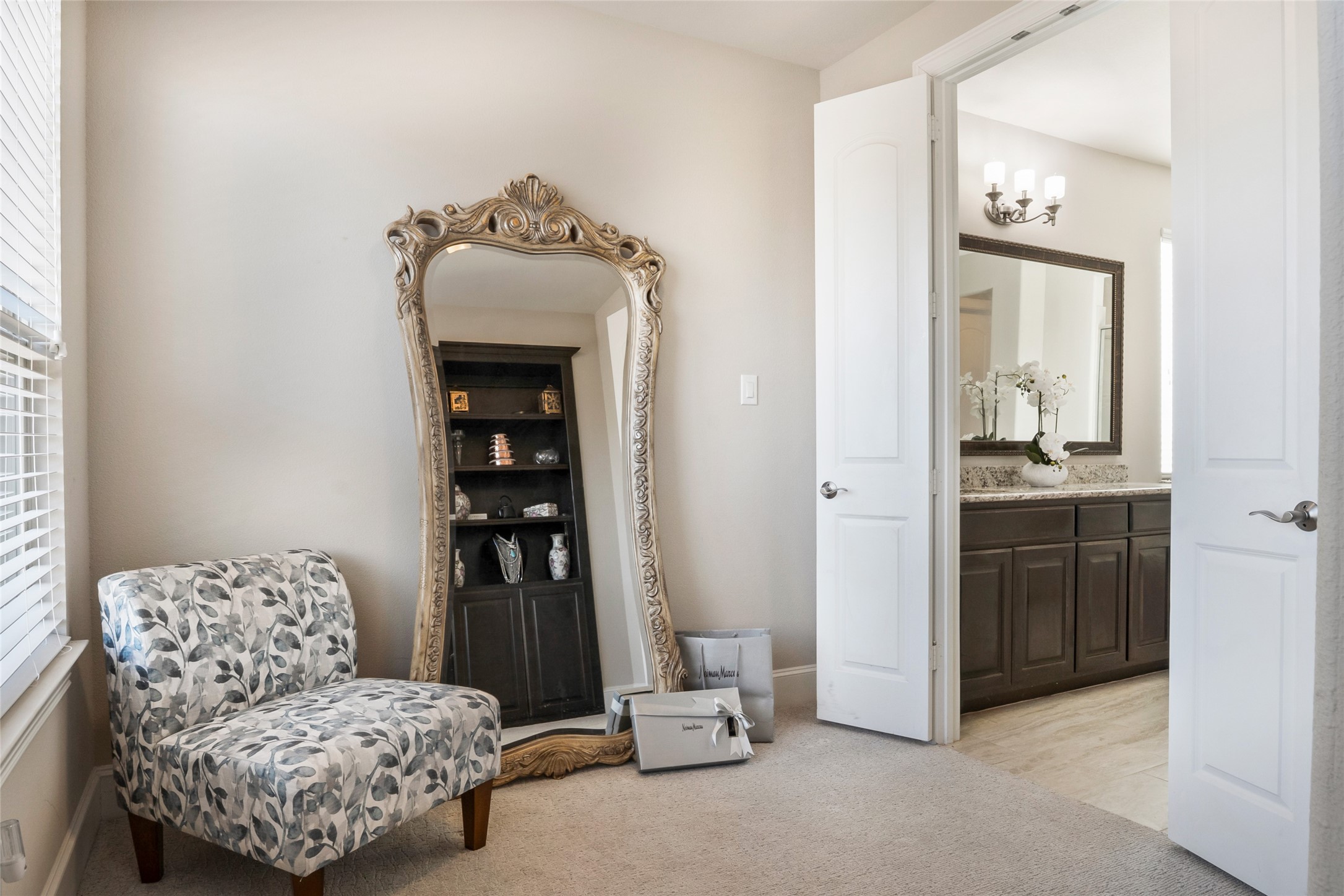 2823 Chatswood Drive