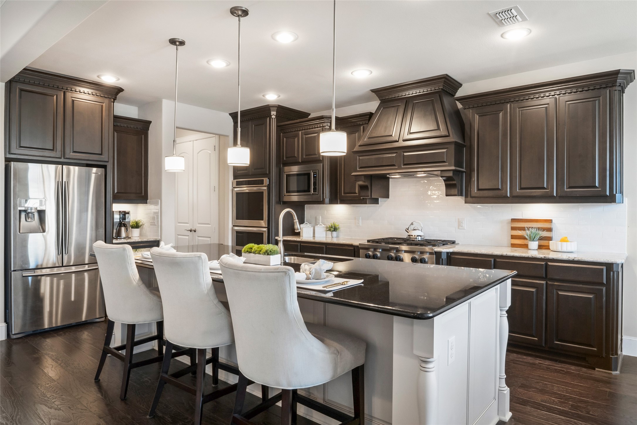 2823 Chatswood Drive