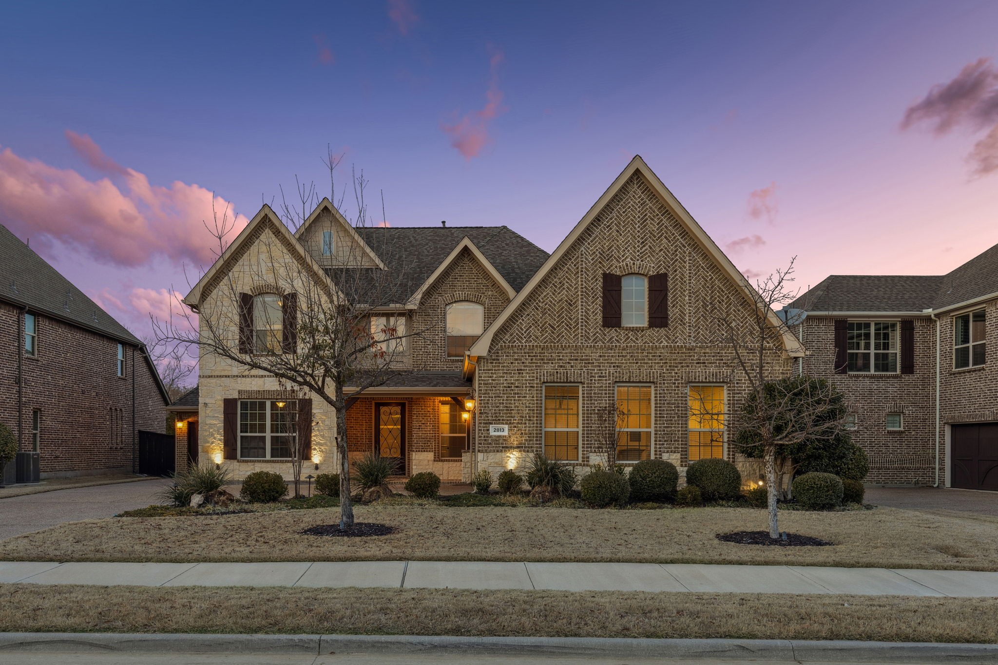 2813 Macquarie Street