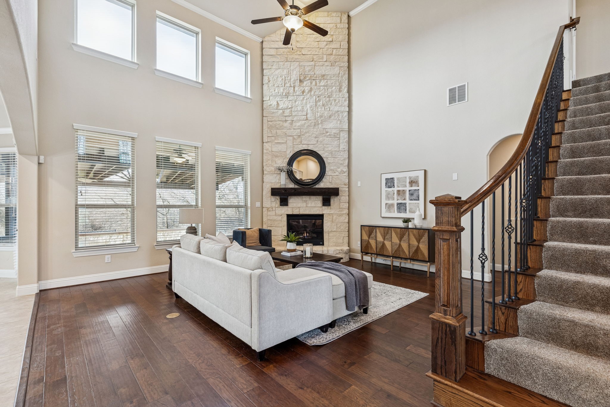 2813 Macquarie Street