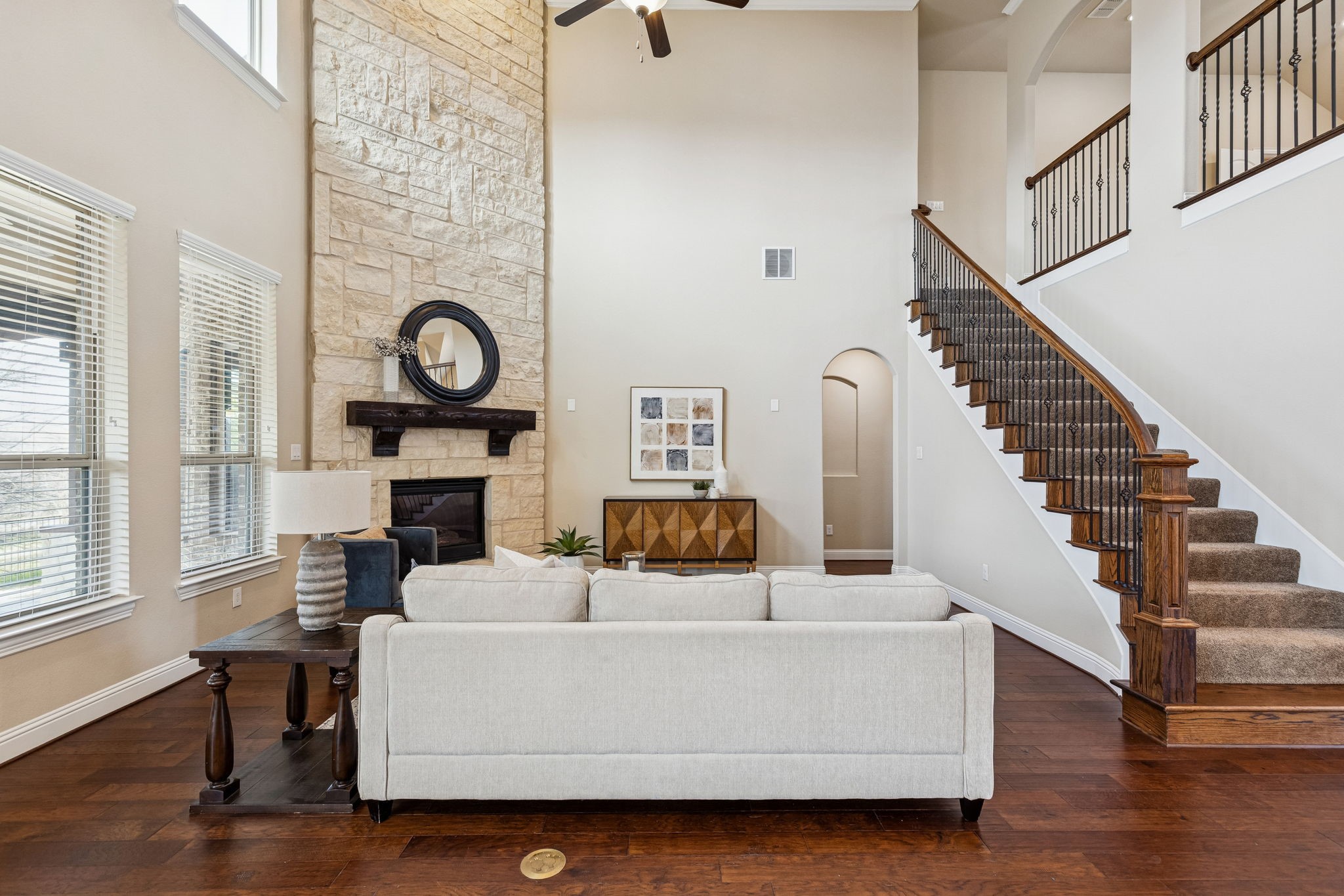 2813 Macquarie Street