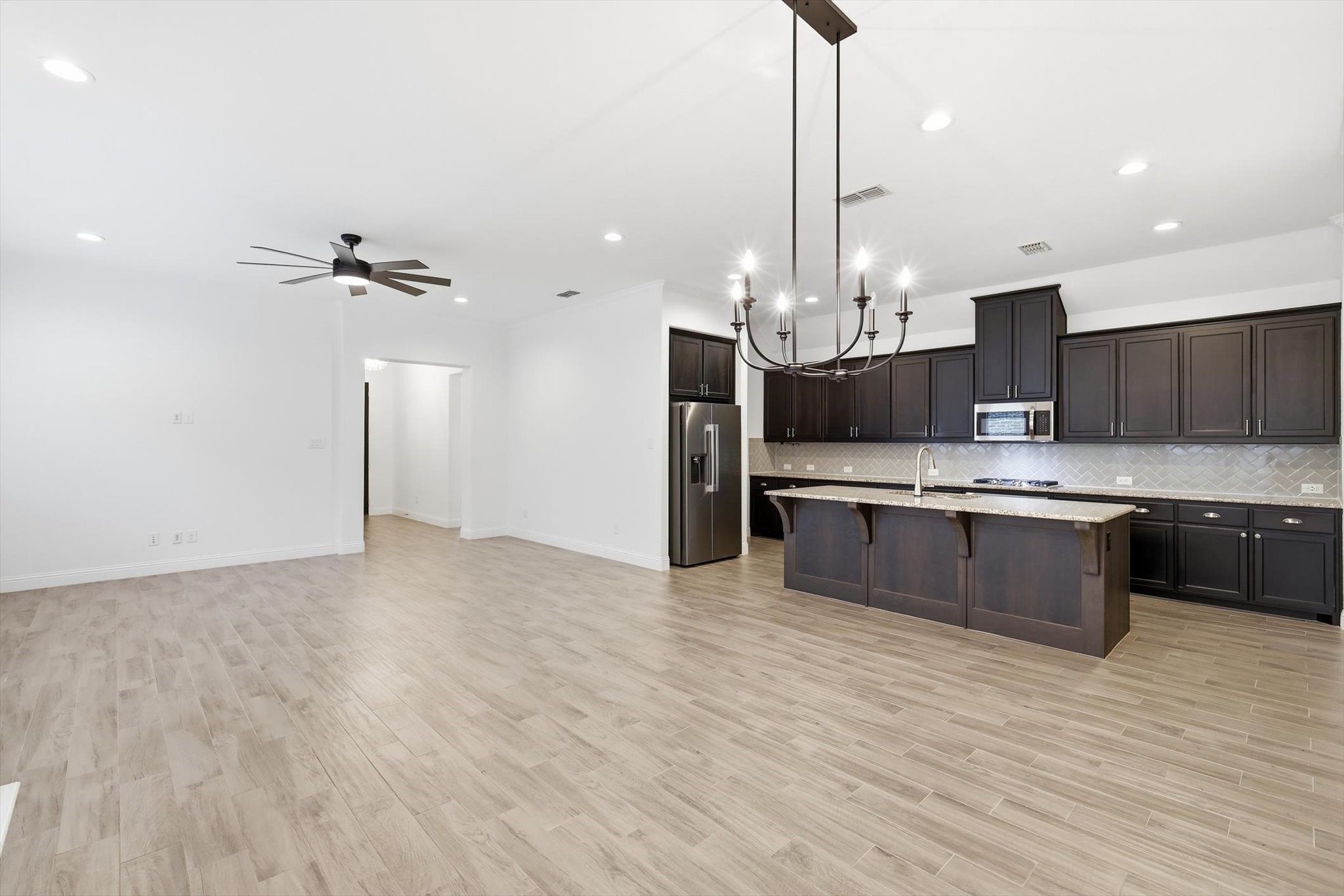 916 10th Street