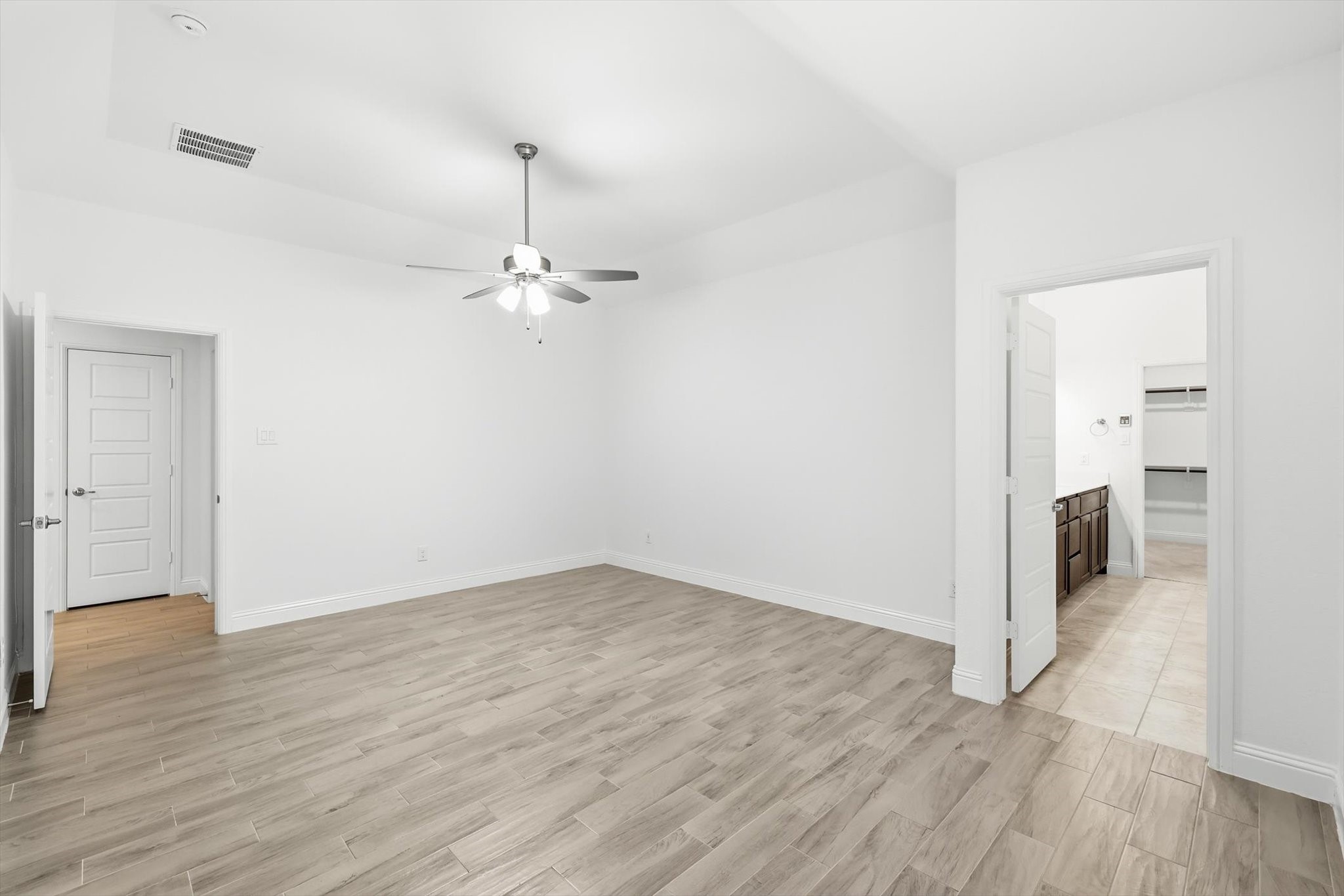 916 10th Street