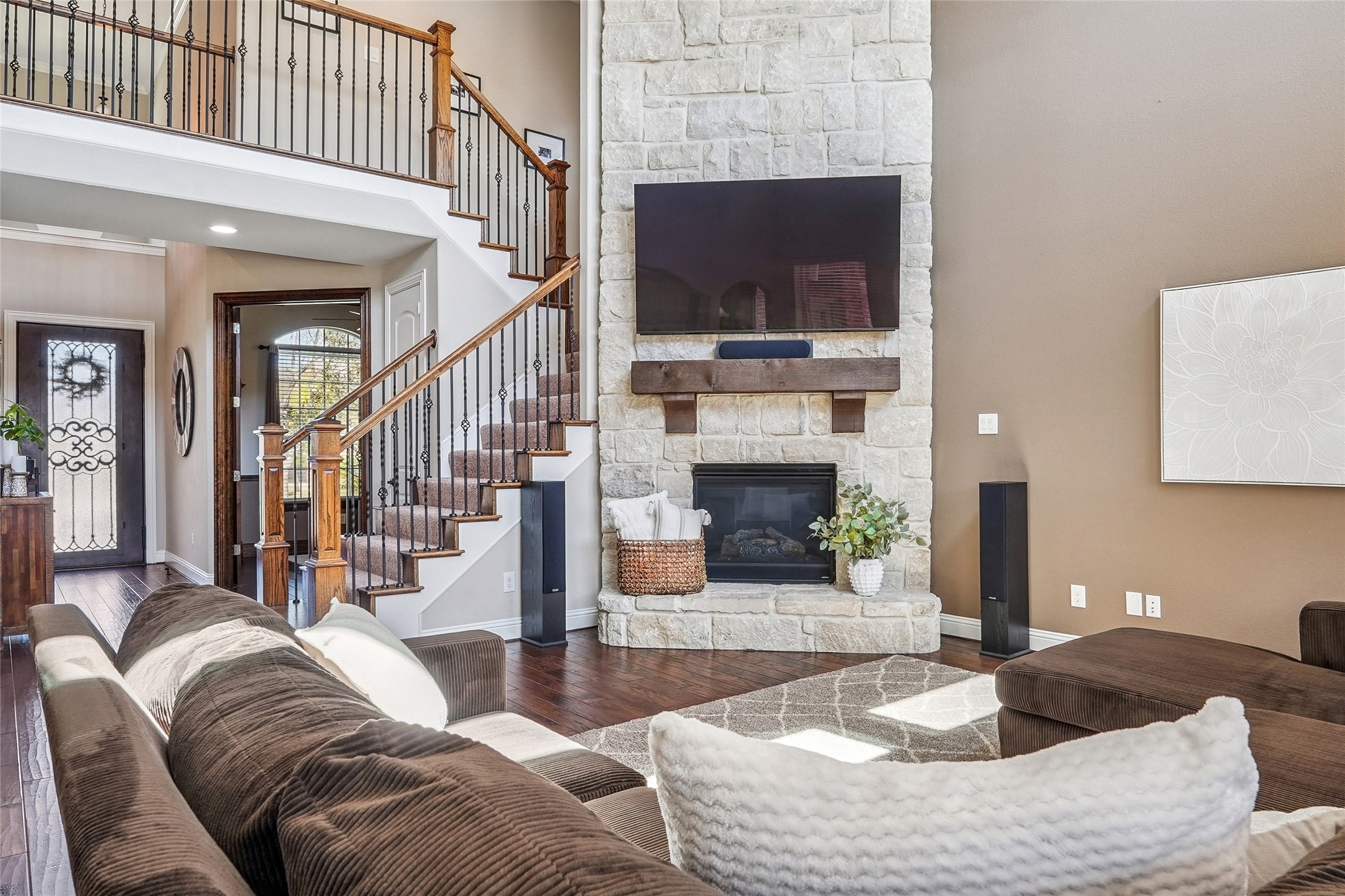 2548 Kensington Lane