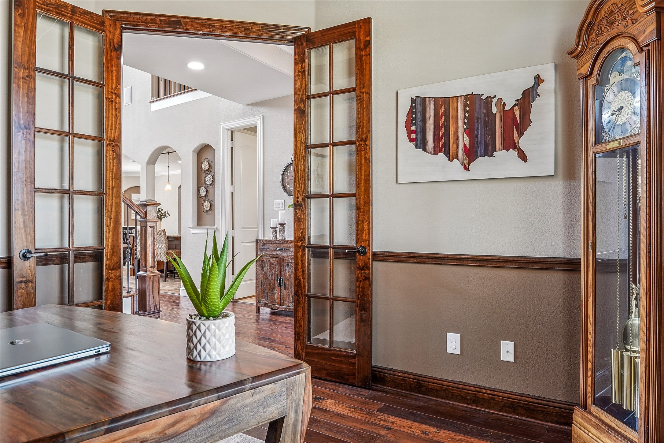 2548 Kensington Lane