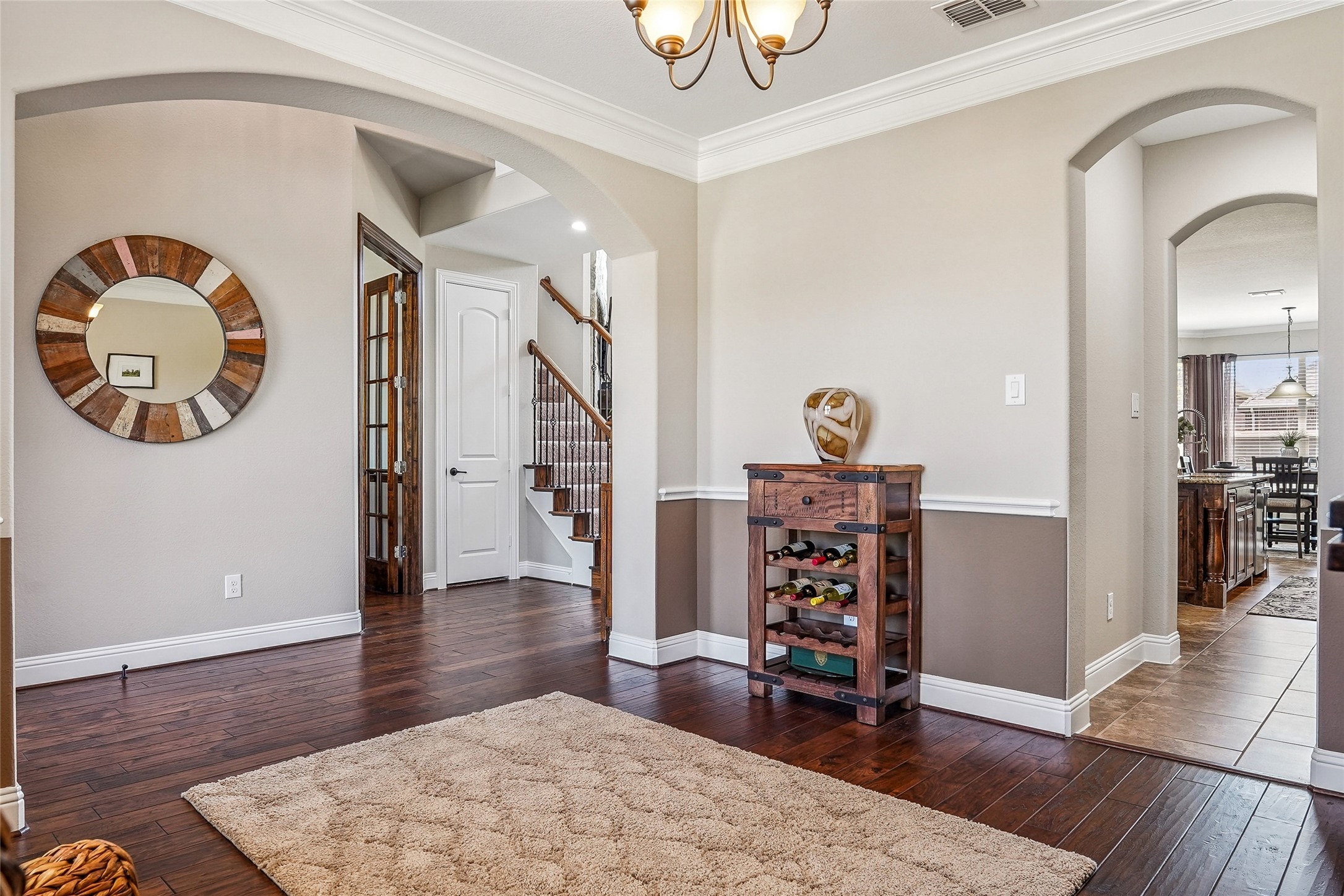 2548 Kensington Lane