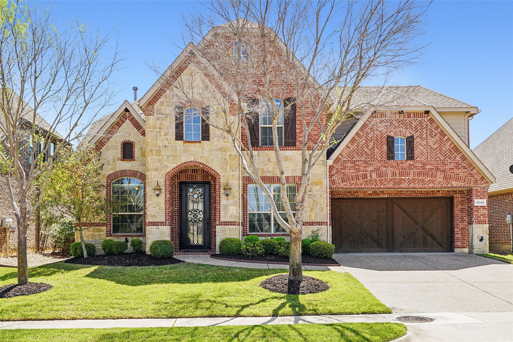 2548 Kensington Lane