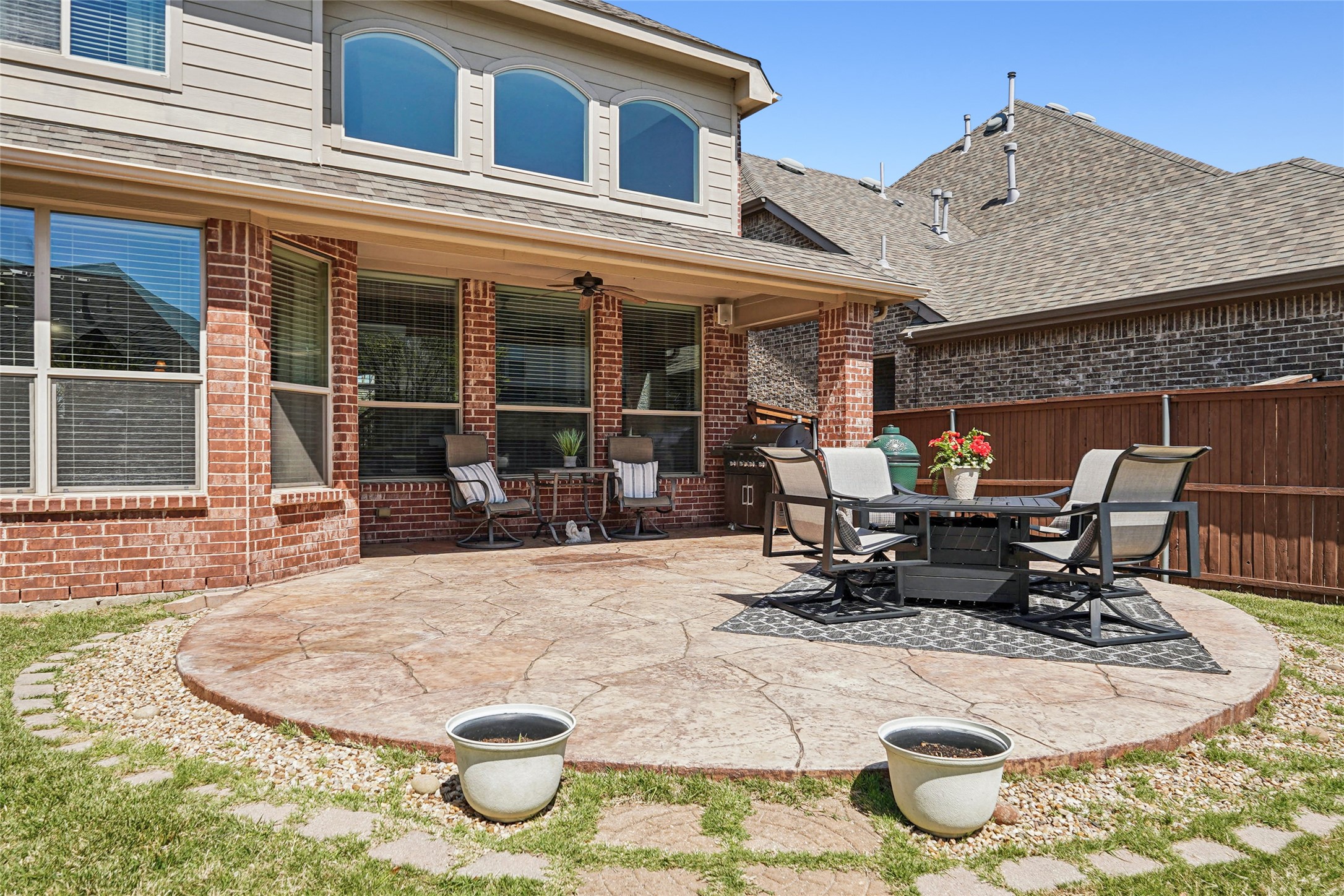 2548 Kensington Lane