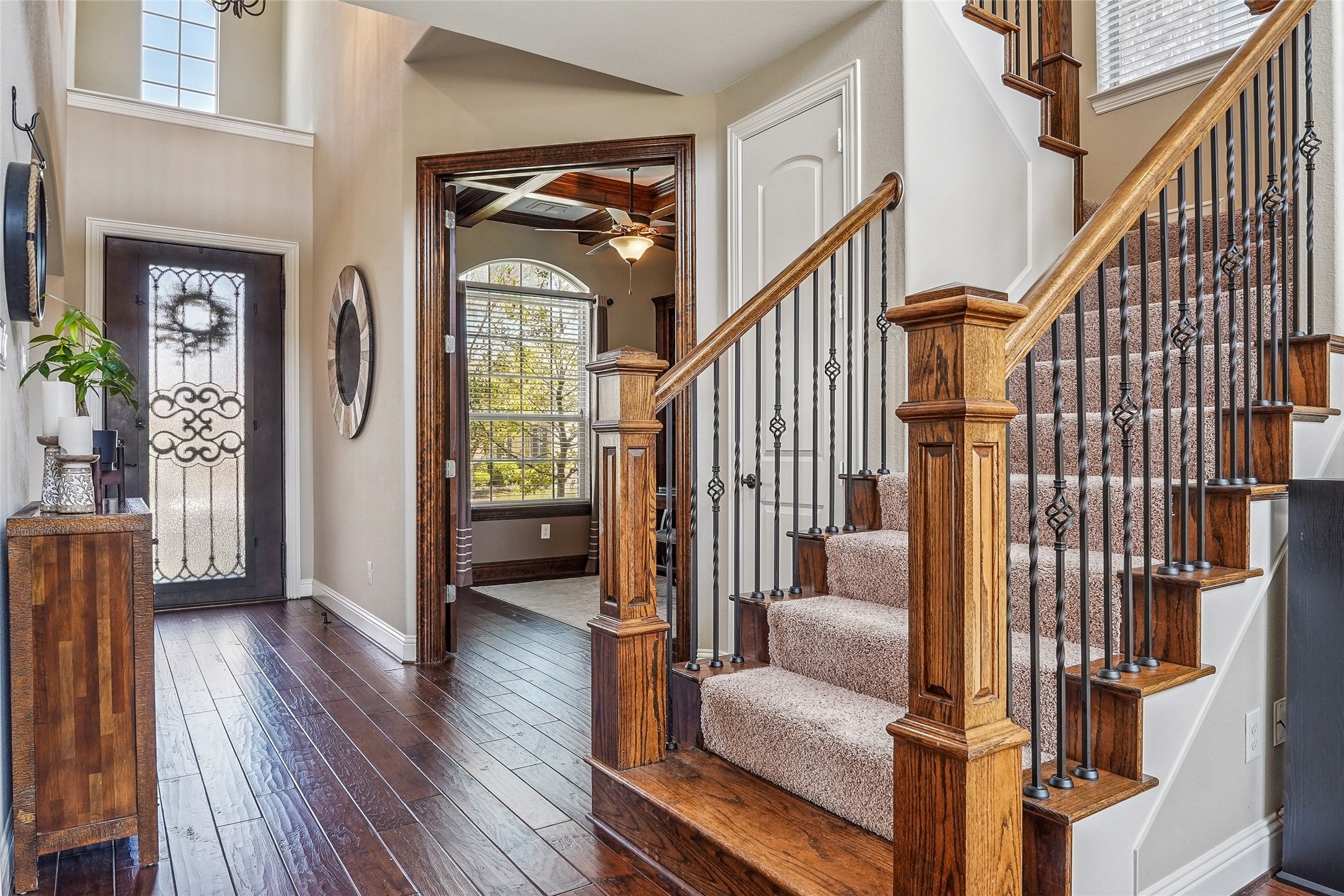 2548 Kensington Lane