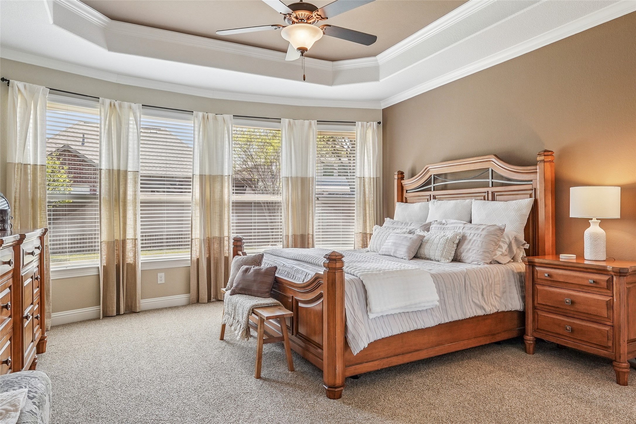 2548 Kensington Lane