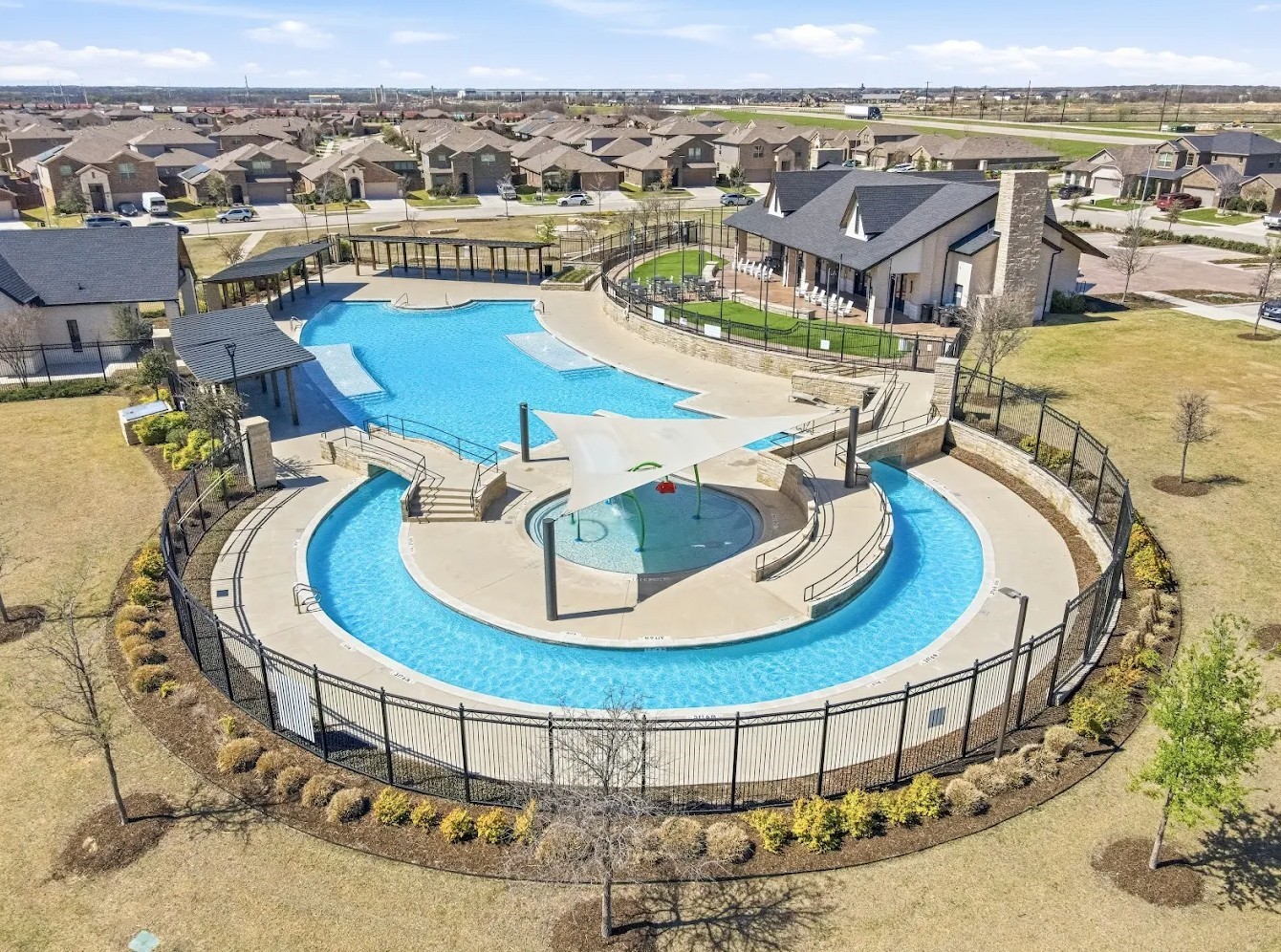 1041 Southwark Drive