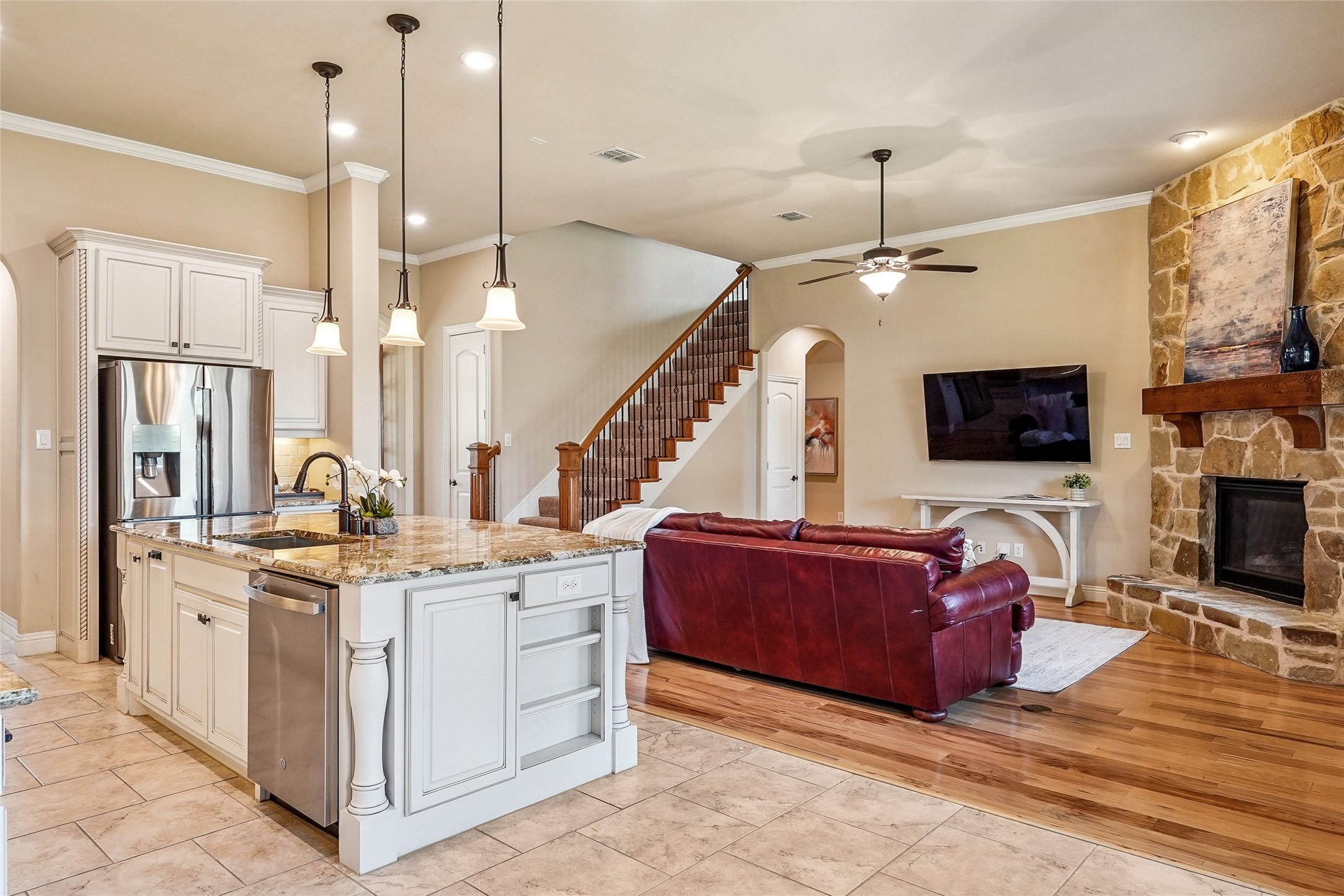 2891 Redfern Drive