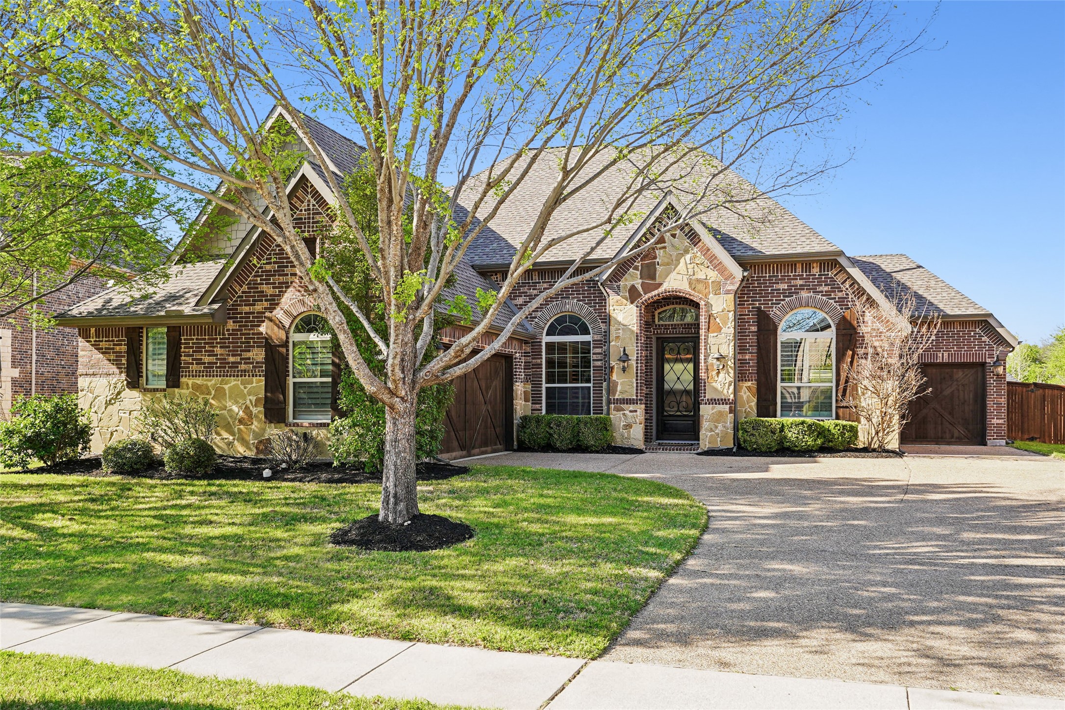 2891 Redfern Drive