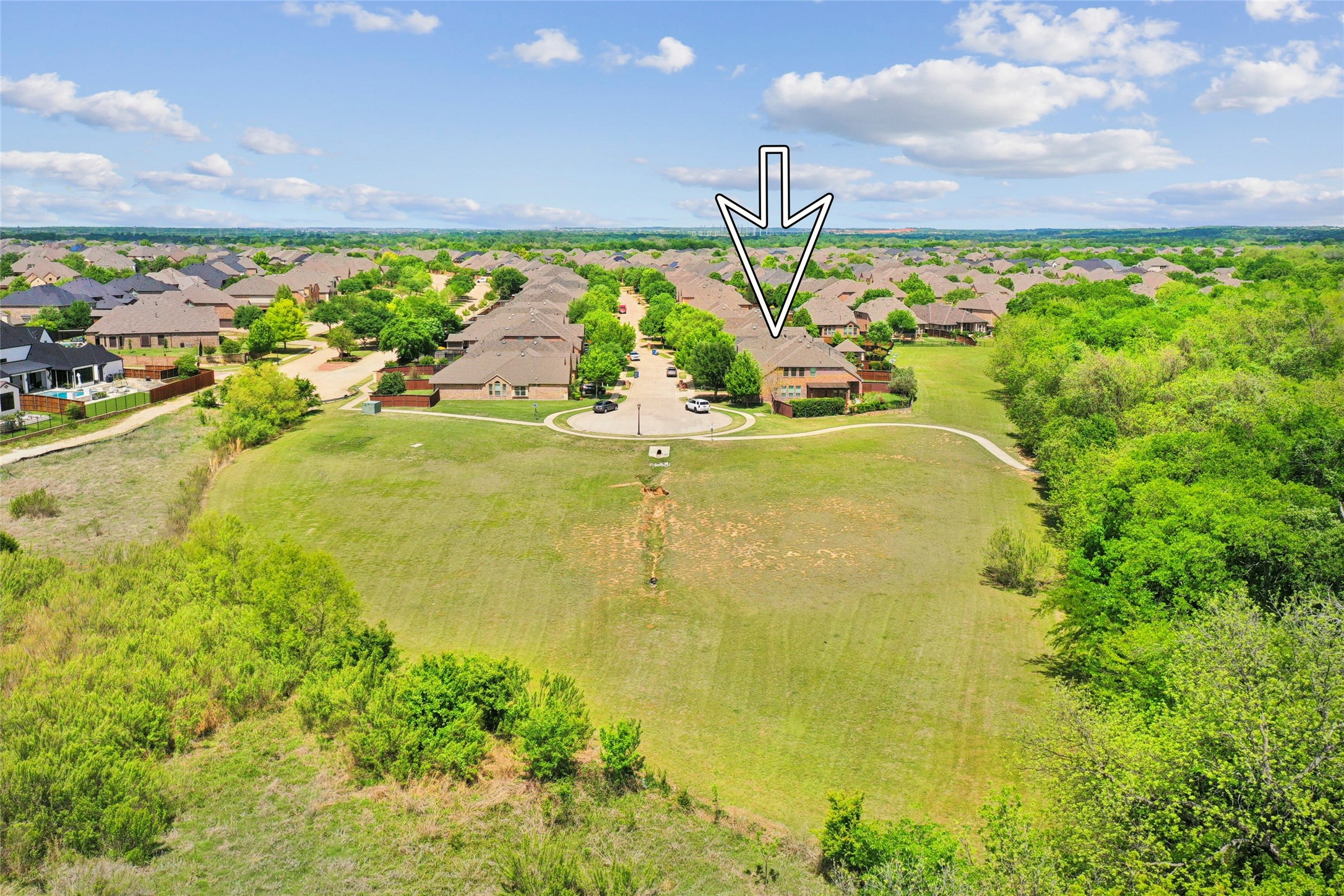2802 Sherwood Drive