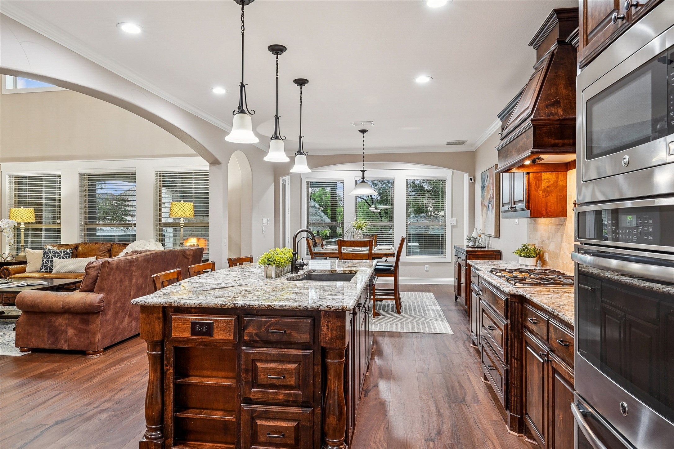 2707 Trophy Club Drive