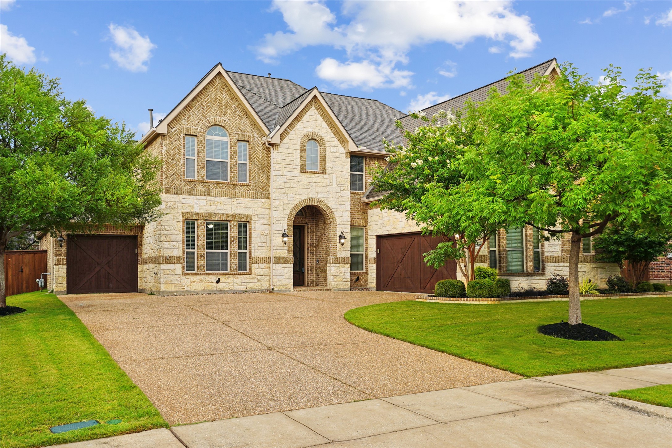 2707 Trophy Club Drive