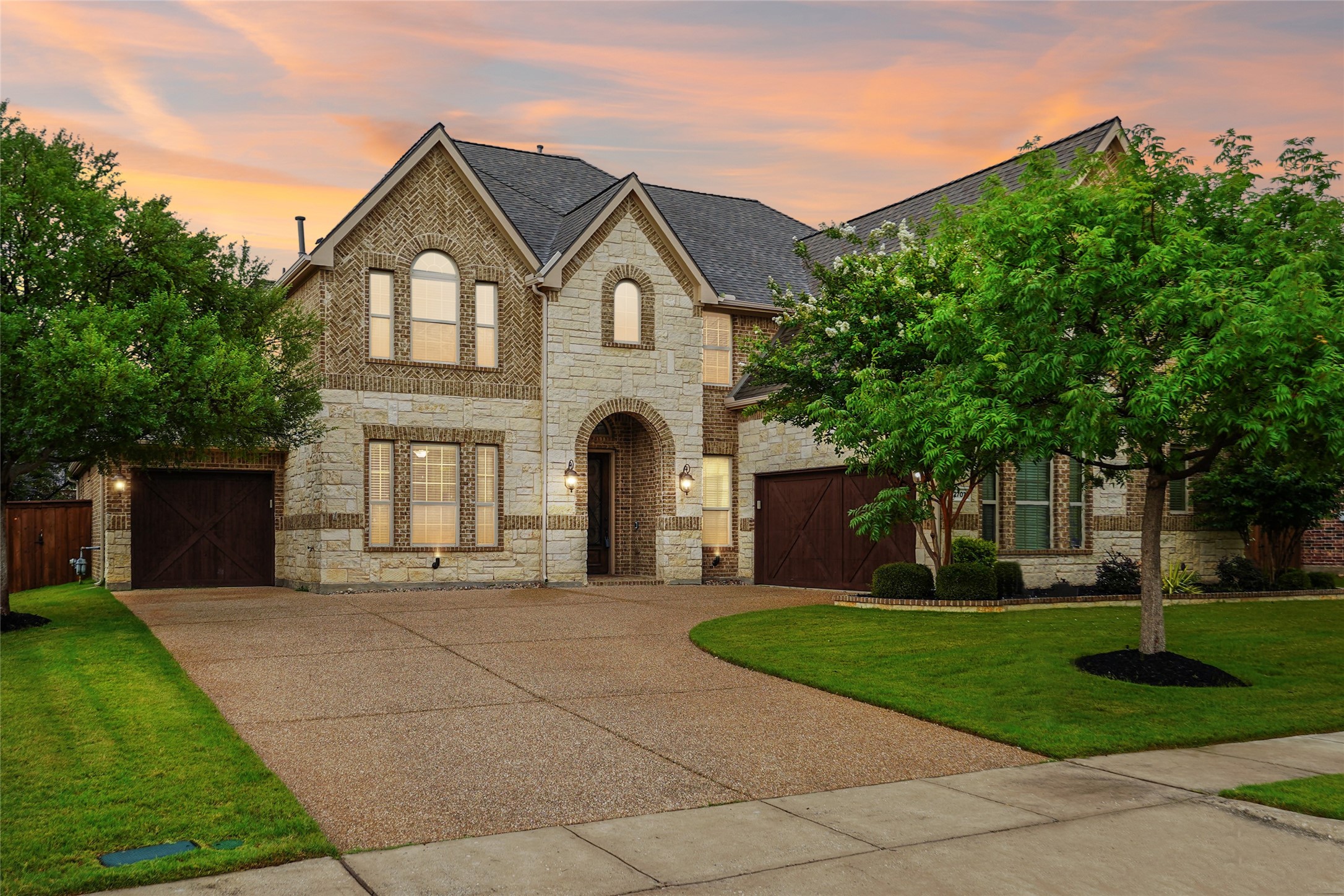 2707 Trophy Club Drive