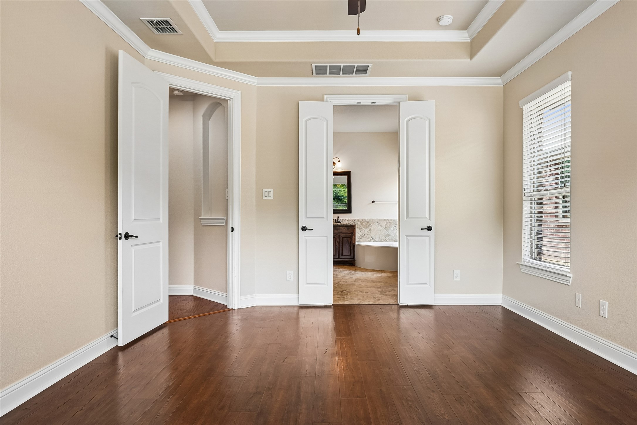2804 Sherwood Drive