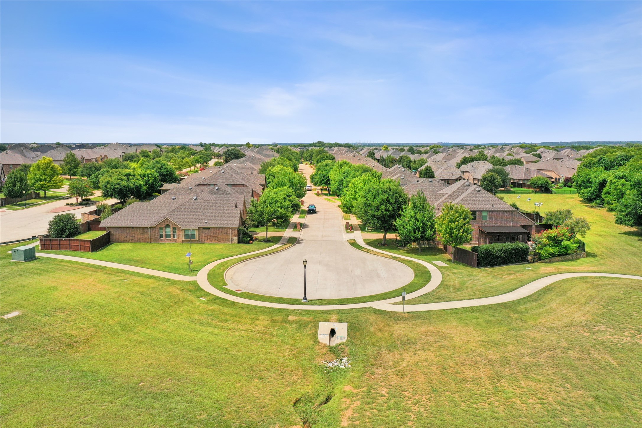 2804 Sherwood Drive