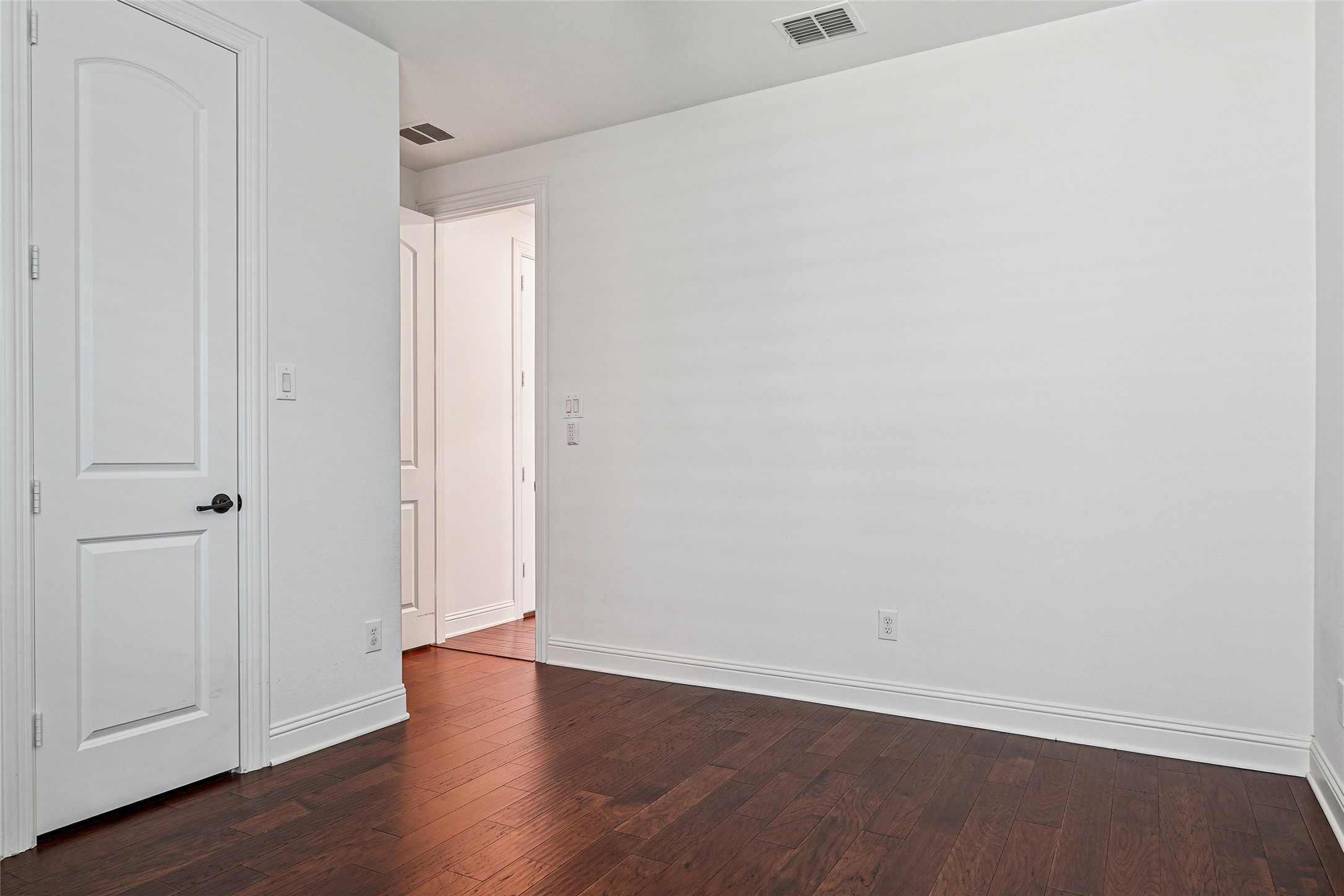 2626 Argyle Lane