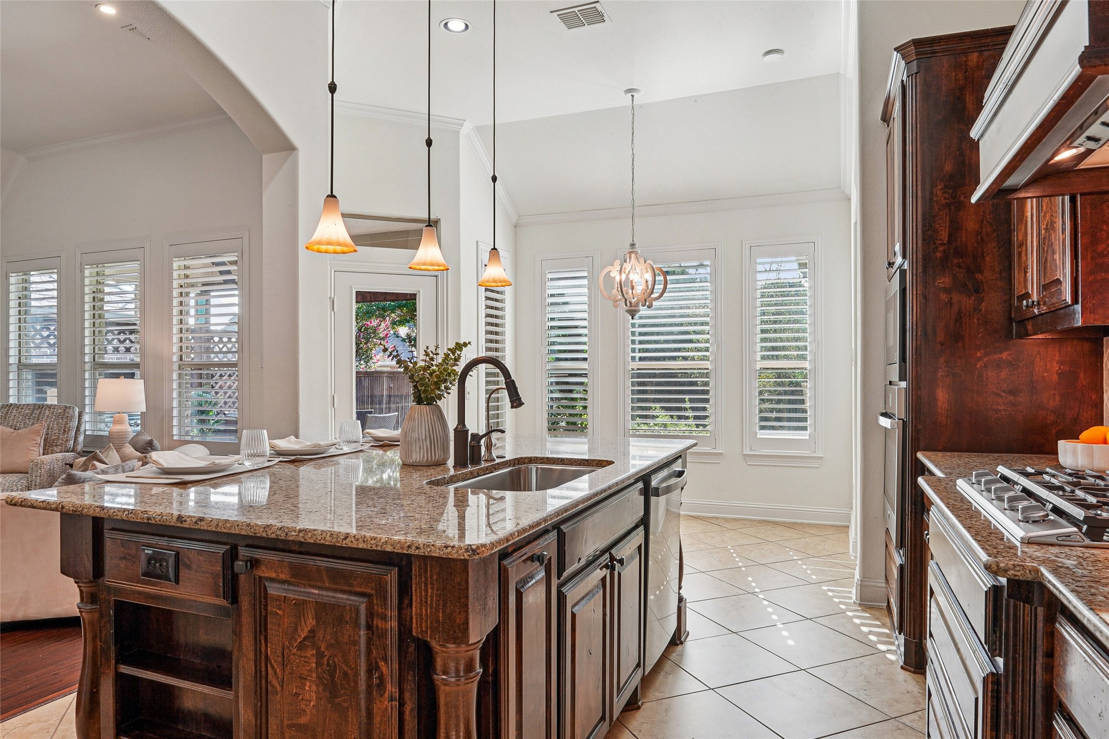 2626 Argyle Lane