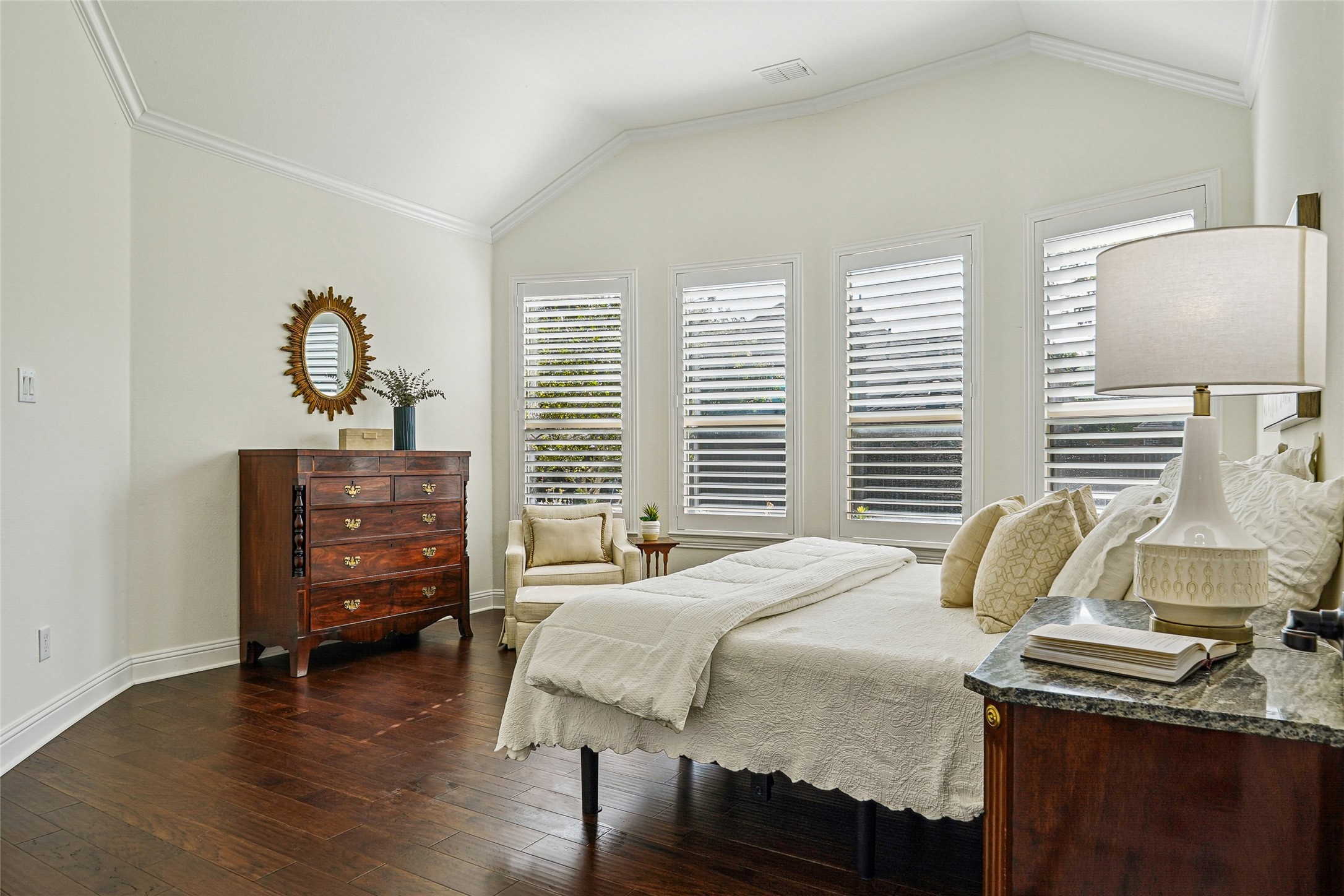2626 Argyle Lane
