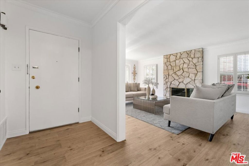 5715 Bowesfield Street