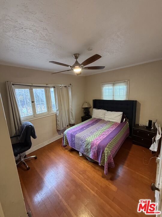 704 E Fairview Boulevard