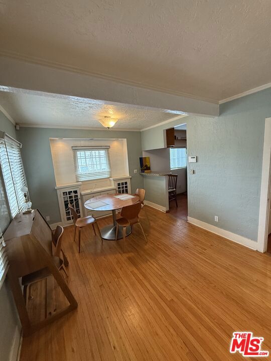 704 E Fairview Boulevard