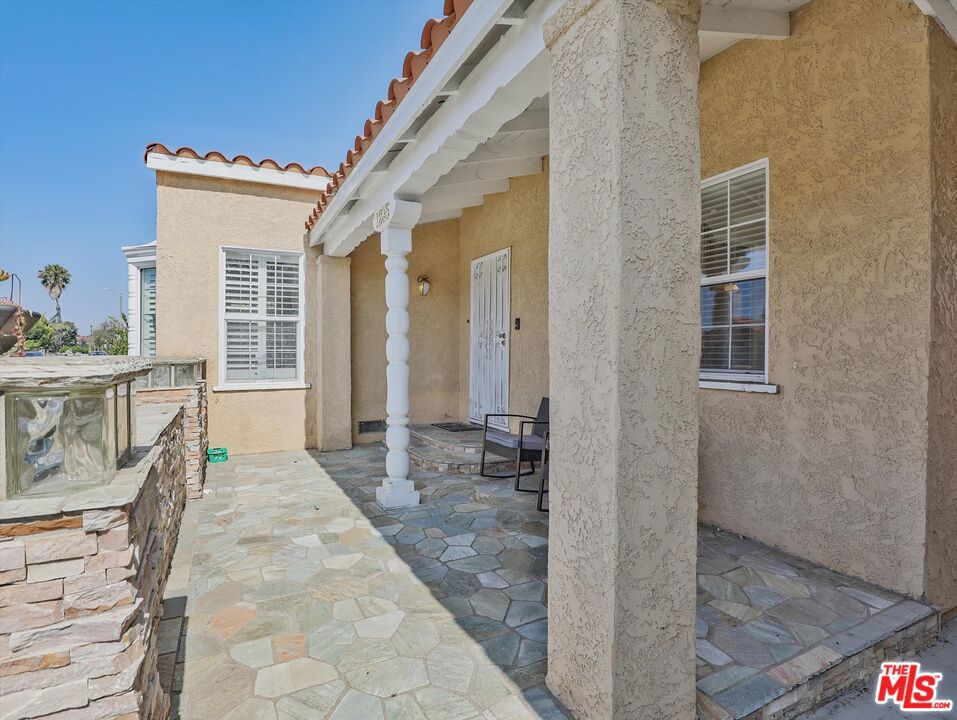 1235 W 82nd Street