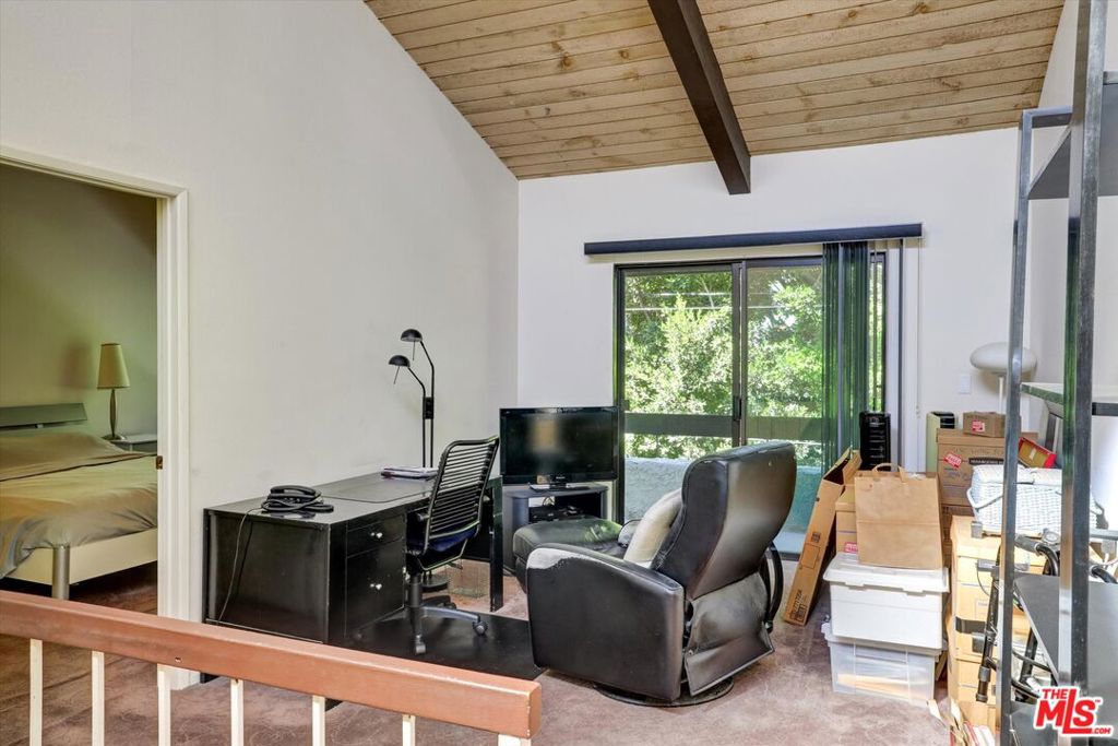 1925 S Beverly Glen Boulevard 30