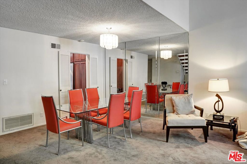 1925 S Beverly Glen Boulevard 30